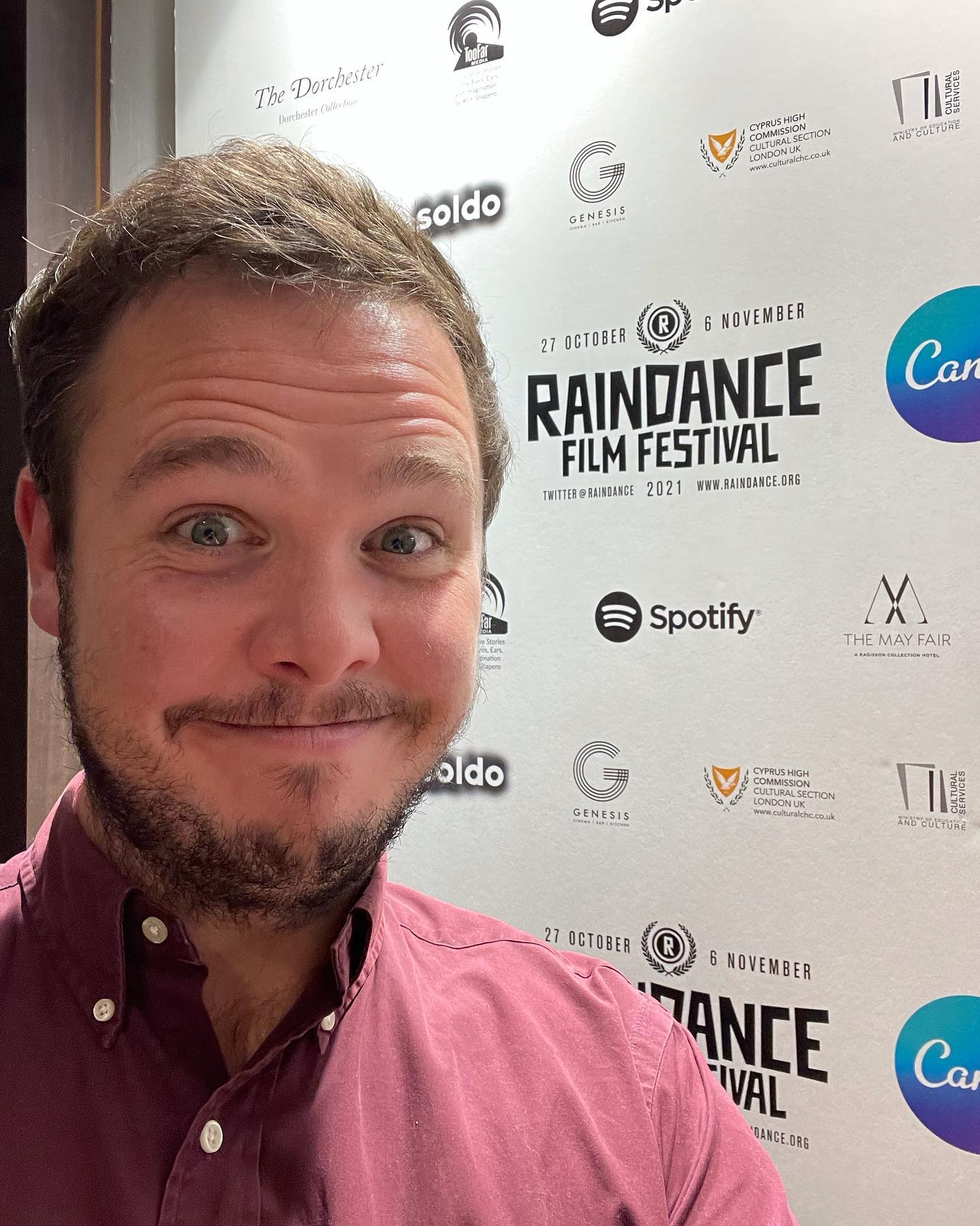 So much fun, an honour and a privilege to have had our film, ‘Foresight’ featured at the @raindancefilmfestival yesterday. Was great hanging and drinking beers with my team too @davidyorkefilms @aideenj @perlsound @mynameismayaalon 🍻🤝
•
•
•
#raindancefilmfestival #raindance2021 #davidyorkefilms #davidyorke #composer #charingcross #thestrand #london #music #musicproducer #filmscore #filmcomposer #canva #raindance #raindanceparty #raindancefilmschool #musician #musicianlife #musicproduction