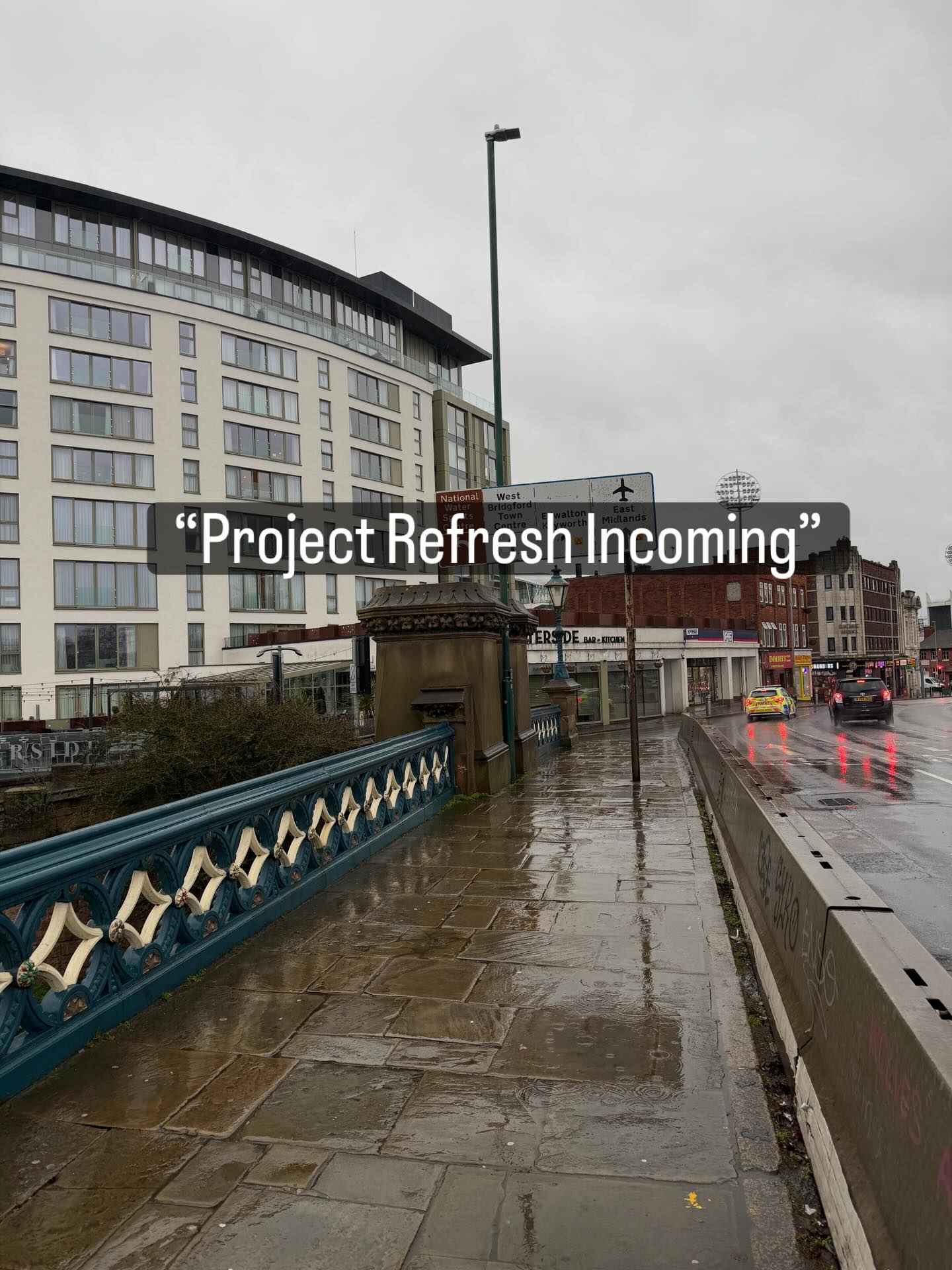 A wet walk across West Bridgford bridge this week, checking in on this venue.
Great to see this riverside bar getting ready for a quick design refresh, sharpening the offer and making the most of a fantastic location overlooking the Trent……..and just a stone’s throw from Trent Bridge and the Football Ground.
Sometimes it’s the lighter-touch projects that make a real difference.
If your hospitality venue in need of something new or a refresh ?! Please contact the office and speak to Nikki Bryan-Moore
WWW.TMDP.CO.UK
#HospitalityDesign #ProjectUpdate #RiversideVenues #WestBridgford #Nottingham