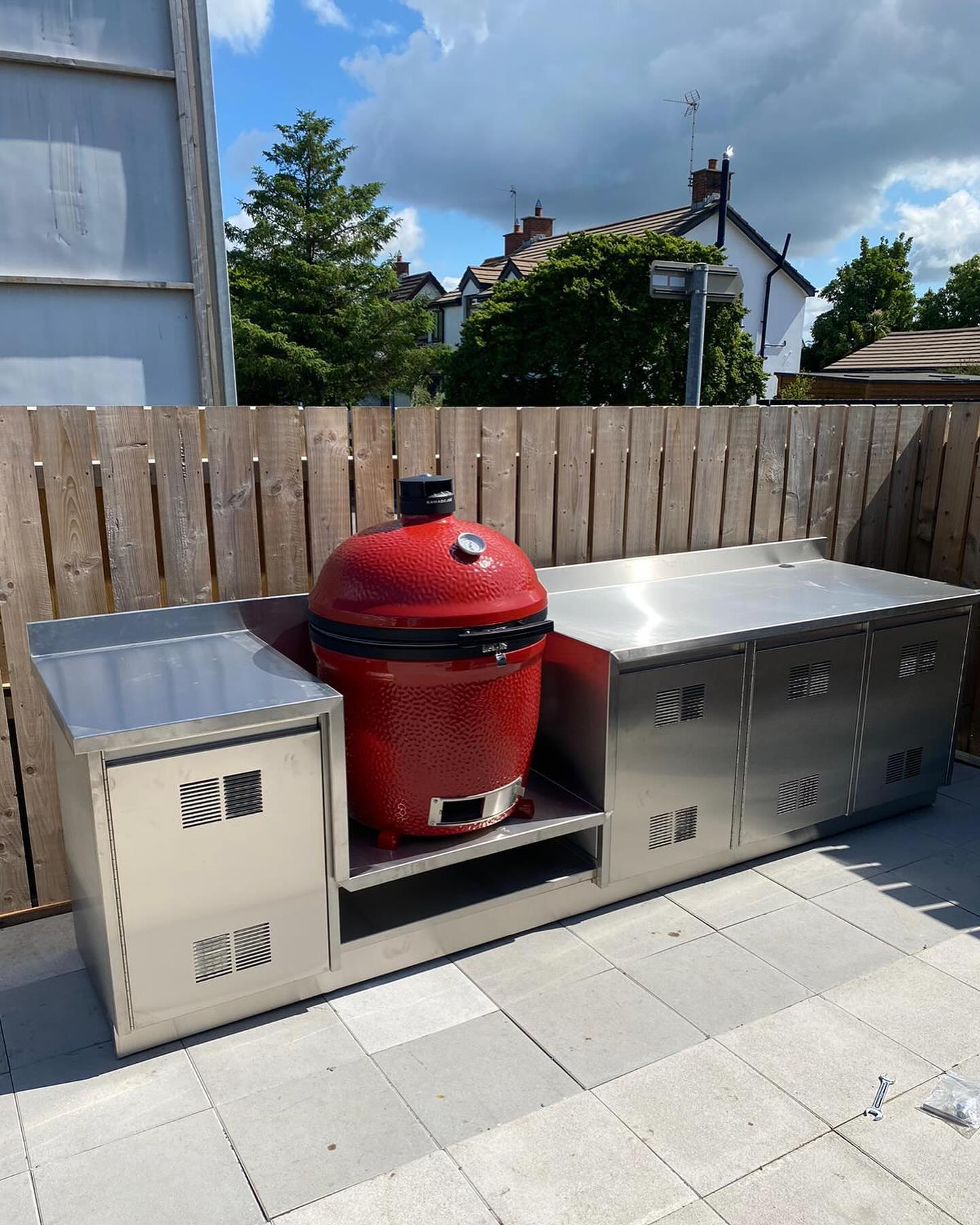 🔥🔥🔥🔥Another happy customer with their new bespoke outdoor BBQ counter from Galgorm Group 🔥🔥🔥🔥