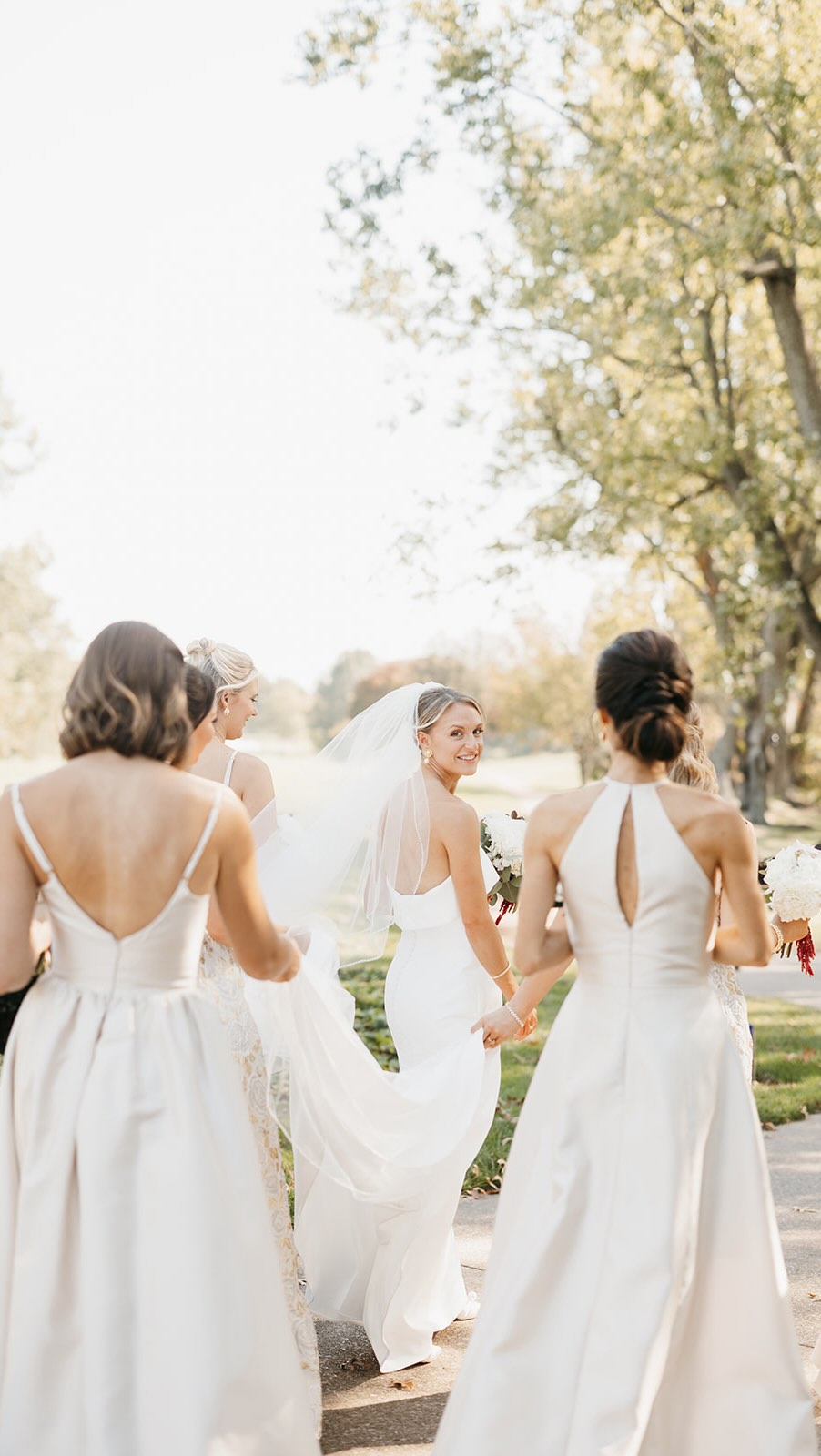 Love in the sweetest form 💗
Venue @lexingtoncountryclub_ky
Coordination @bourboncityevents
Photography @addiefrescaphotography
Florals @fieldsinbloomky
Hair @beheldbeautycollective
Makeup by Jordan Berry
Bridal Attire @adornlouisville
Content Creator @thesocialeditky