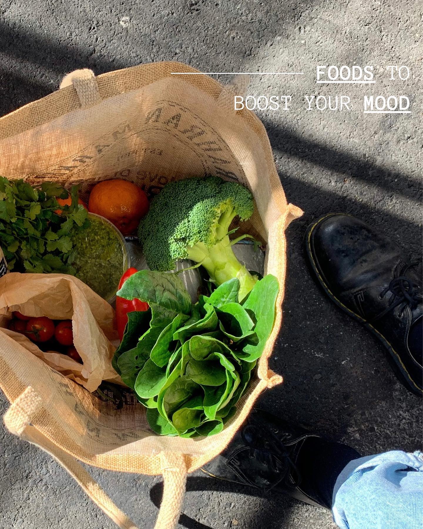 Our mood has a lot to do with the food we eat.
Our mental health is often thought of as biochemical-based and emotionally driven. This is obviously true but for a large percentage of us, nutrition plays a greater role in the development, duration and severity of various mental health conditions.
Certain nutrients found in various foods provide the means to synthesise and regulate the production of neurotransmitters that are responsible for our state of mind.
Some brain happy foods include:
✼ Omega 3 fatty acids - nuts, seeds, fish
✼ Magnesium - bananas, nuts, spinach
✼ B vitamins - eggs, dark green veg, meat, seafood
✼ Probiotics - yoghurt, kefir, kimchi
✼ Polyphenols - red wine, berries, dark chocolate
✼ Fibre - fruit, vegetables, wholegrains
Obviously mental health is very complex but it’s super cool to know that food is increasingly being considered as a possible treatment option.