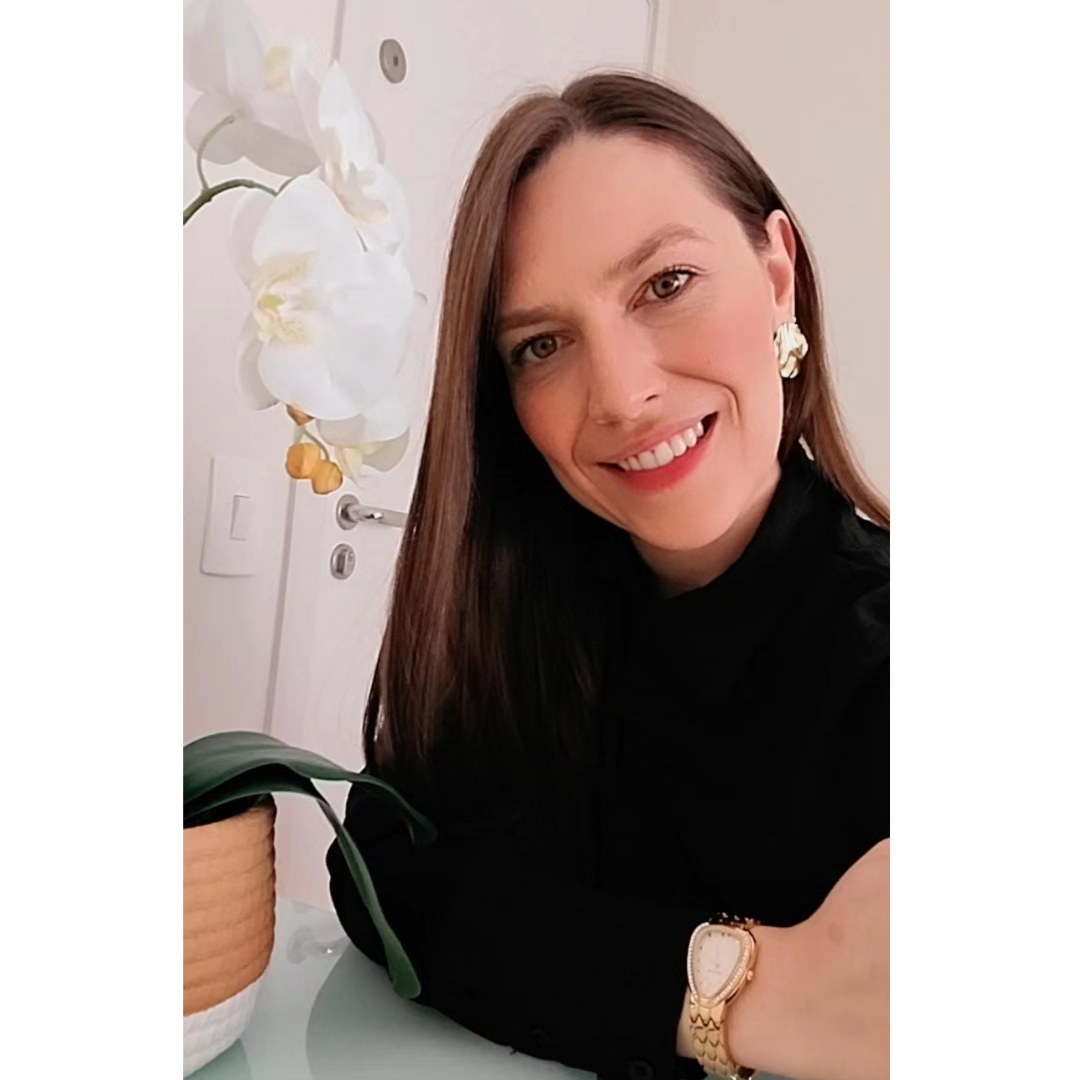 Manhã de atendimentos Online por aqui! ⚖️
Essa ferramenta costuma ajudar muitos clientes que não tem tempo para vir até o escritório.
Estamos utilizando cada dia mais essa alternativa para solucionar demandas judiciais, tendo em vista que atualmente a maior parte dos processos judiciais e extrajudiciais podem ser movimentados pelo meio digital.
#advogada #divorcio #inventario #direitodefamilia #direitosucessório