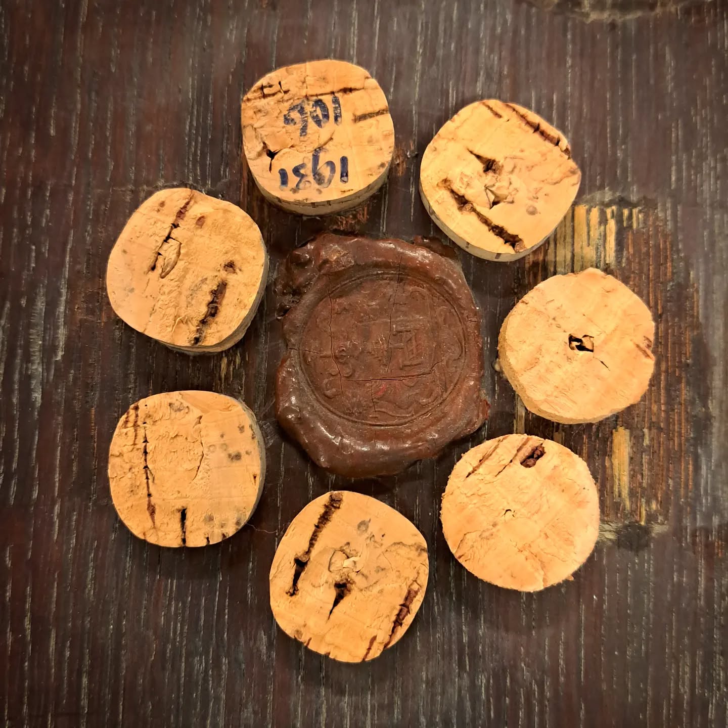 What a charming protection for a wax seal - on the backside of a panel painting. #waxseal #restoration #conservation #paintingconservation