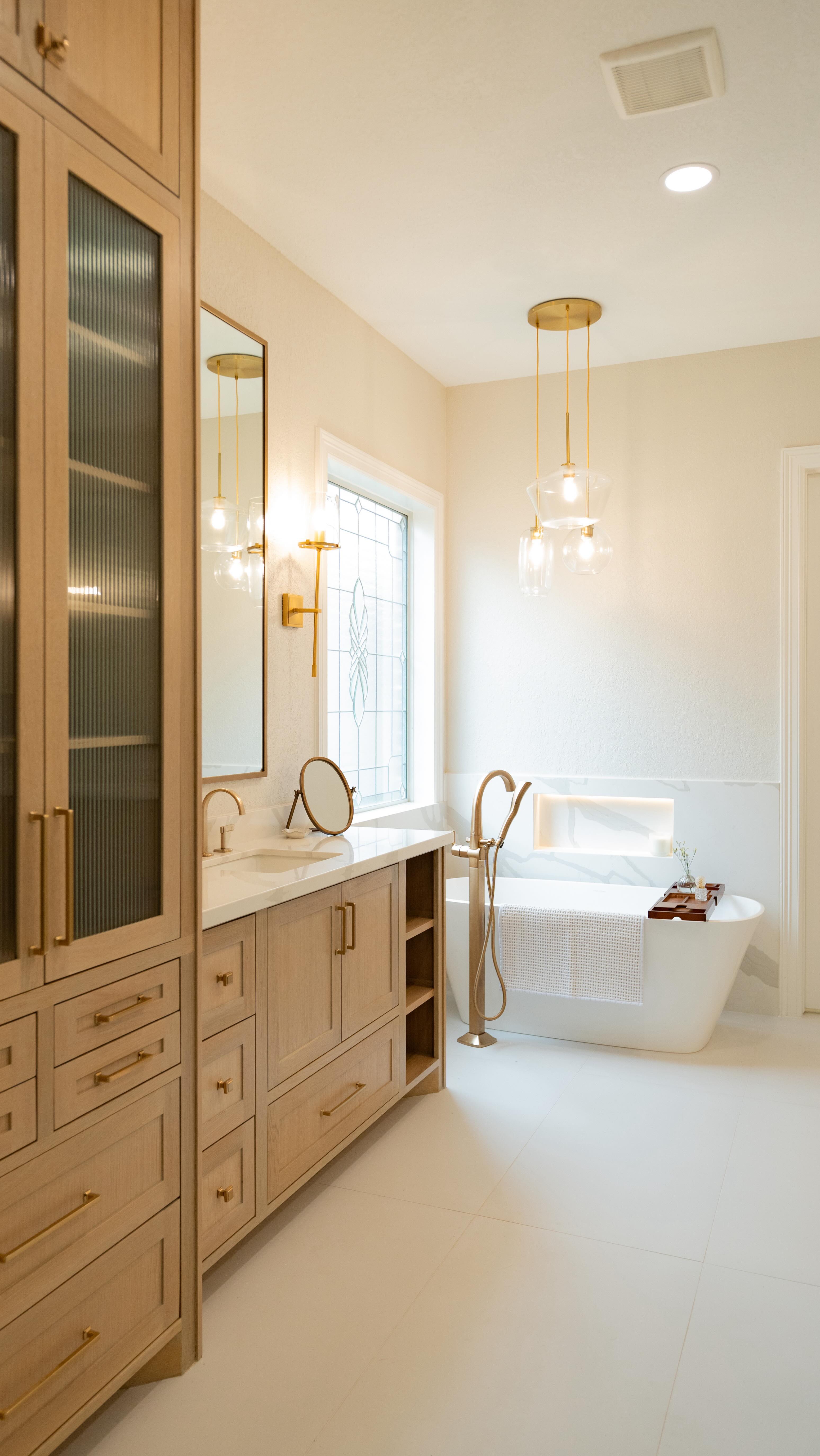 So many people have disagreed with me on this, but hear me out…
Renovating or building your dream home without a designer isn’t just stressful, it can actually cost you more, eat up your time, and leave you with a home that doesn’t feel like you.
We’ve seen it countless times: clients calling us halfway through their renovation, or even after it’s done, realizing that managing contractors, making millions of tiny decisions, purchasing & tracking shipments alone is exhausting. Materials arrive late or wrong. Contractors cut corners or make last-minute changes. Colors clash. Layouts don’t flow or work for your lifestyle. And years later? You’re stuck living with the mistakes.
With us? You get to actually enjoy the process. From the initial consult to the final reveal, we manage everything, color, layout, functionality, contractors, shipments, the works, so your home isn’t just beautiful, it works for your life. Every decision we make is intentional, every choice is designed to bring you comfort, joy, and a little “wow” every time you walk in the door.
Yes, sure, some might argue, “I can do it myself, I’ll save money.” But here’s the thing: the time, stress, and mistakes you avoid by hiring us? That’s priceless. And at the end of the day, your home will look, feel, and function exactly like it should, without the headache, without the regret. That’s what we do.
🫶 Sit back. Relax. Let us handle the chaos. Your dream home is waiting.
If you’re new here, hi! We’re Woods Design House. We design timeless spaces that spark joy the moment you walk in. If you love all things interior design, you’re in the right place! 🤍