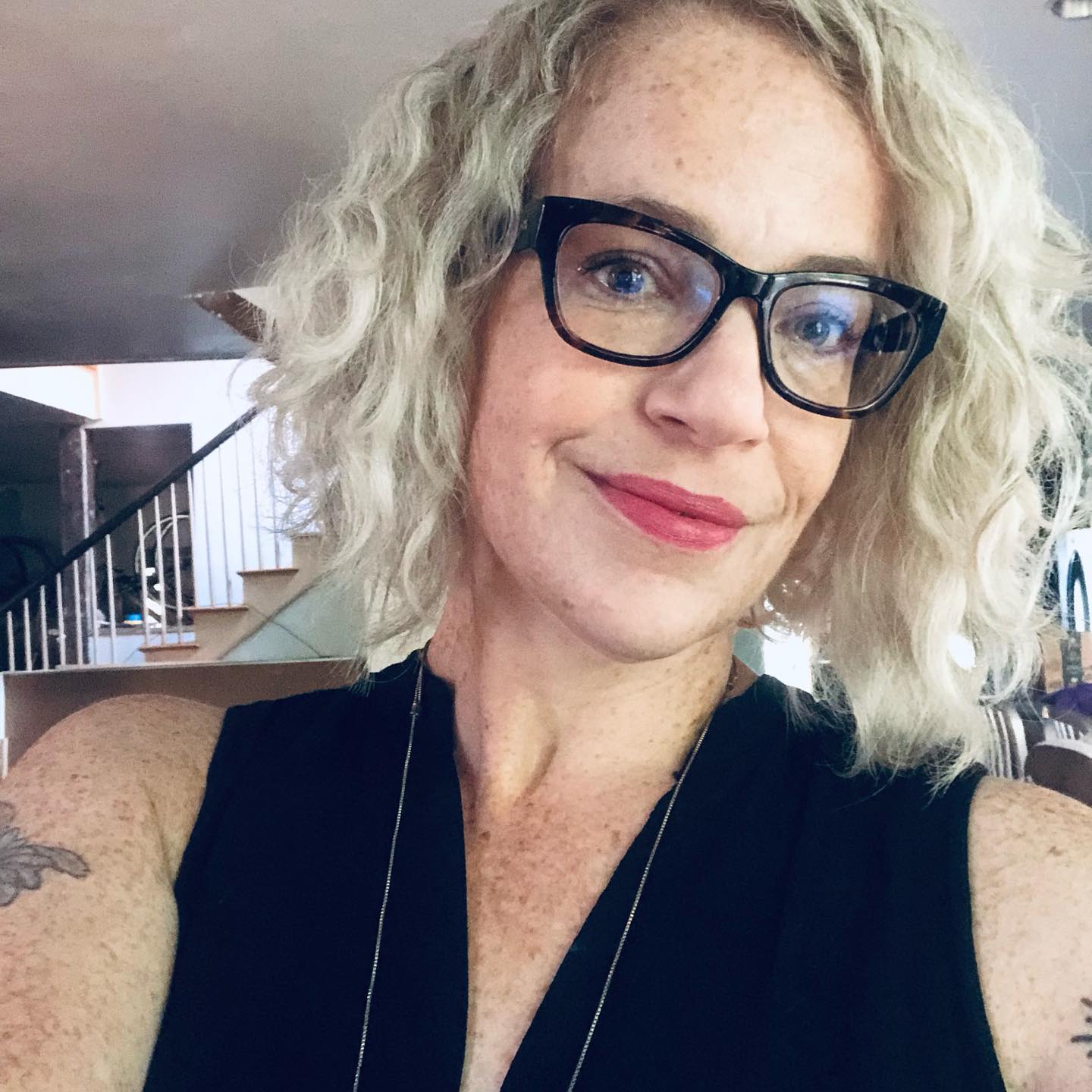 Chopped off that quarantine hair & got myself a #newlewk 💅💇🏼