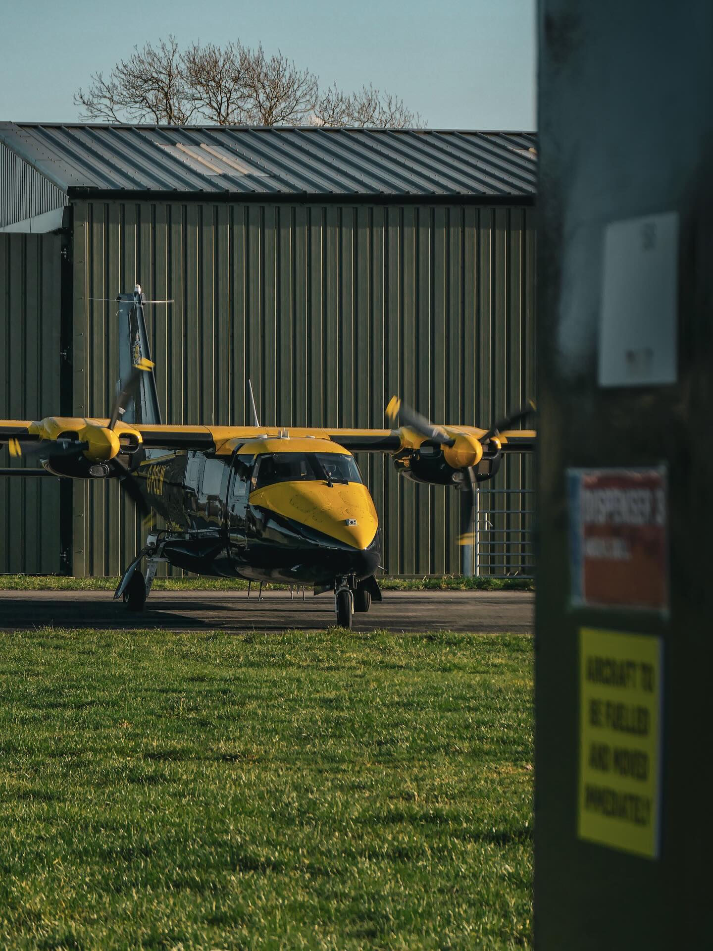 A new one for us a Sleap, the national police 👮♂️ air service in for some fuel with their rather striking P68!
It’s been a great day here with us today thanks to a rare day of impeccable weather, blue skies and minimal wind if just a little chilly. Roll on spring #policeairservice #flyingweather #avgas #flying