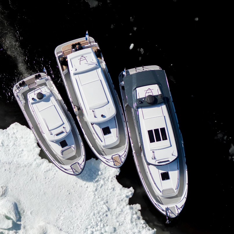 The contrast of winter and open water 🌊
@sargoboats_official