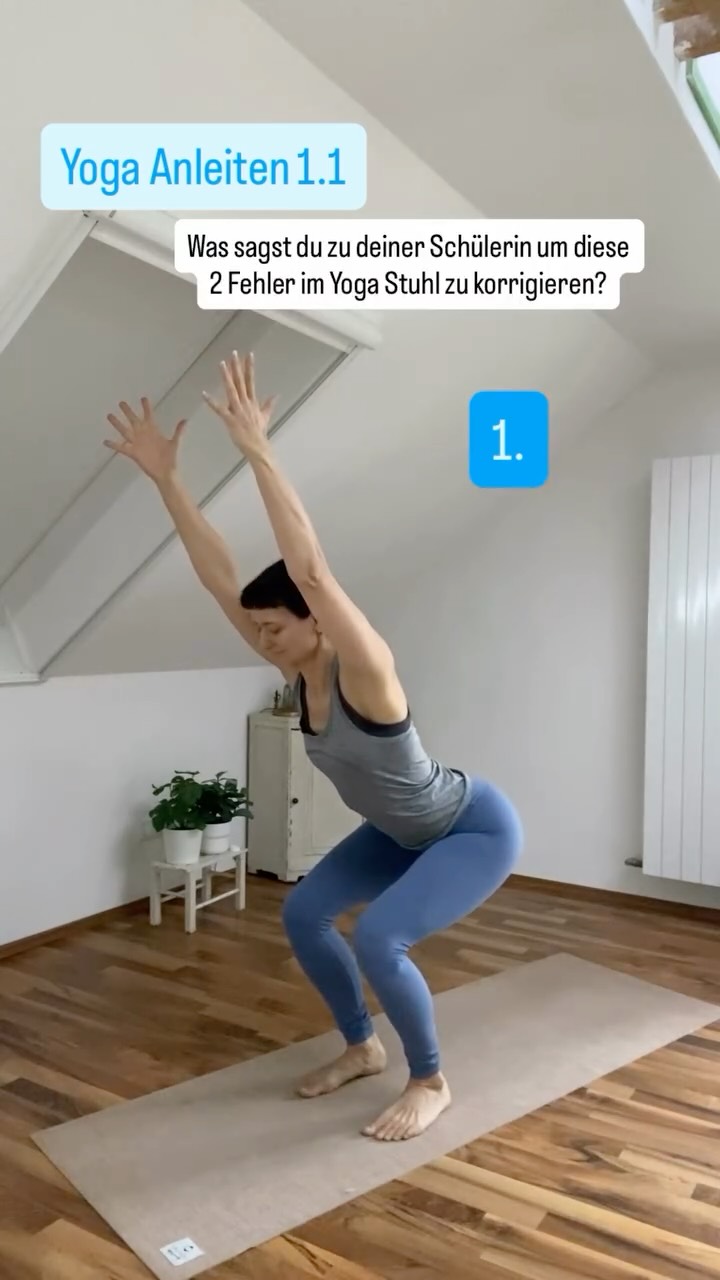 Welche Worte verwendest du im Yoga Unterricht?
Welche anderen Fehler kennst du im Stuhl?
Wie würdest du deine Hände einsetzen zum korrigieren?
Schreibs in die Kommentare!