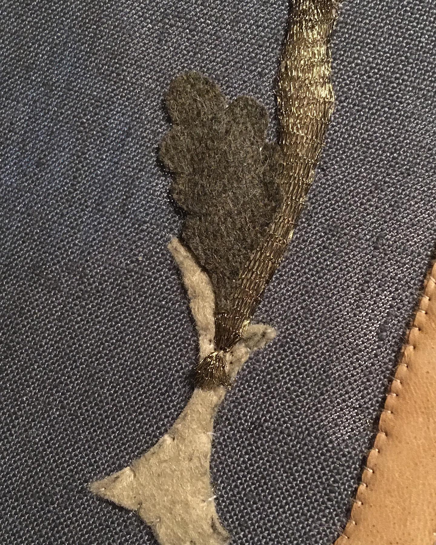 After several busy weeks getting ready for TORM and Harrogate K&S all of a sudden they are over! It has been amazing to meet and spend time with so many of you. Before I start to unpack and sort out the chaos I thought I’d have a bit of stitching time. As I’m working on a tree I realise I’ve not shared this piece before. It’s a long term project that is pretty complex so I will share more from time to time. #stumpworkembroidery #stumpwork #historic #historicembroidery #handbroidery #slowstitching #stitchingforfun