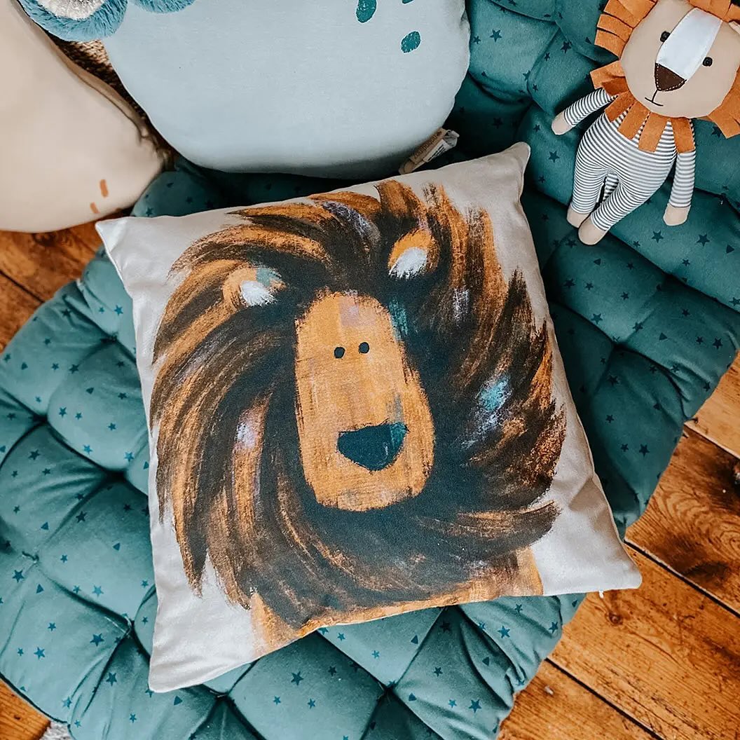 We are roaring to go! This delightful cushion cover to add vibrancy and fun to any nursery, bedroom or playroom! Head over to our website www.popsieandco.co.uk for more inspiration #nursery #wildlife #safari #lion #babynursery #nurserydecor #nurseryinspo