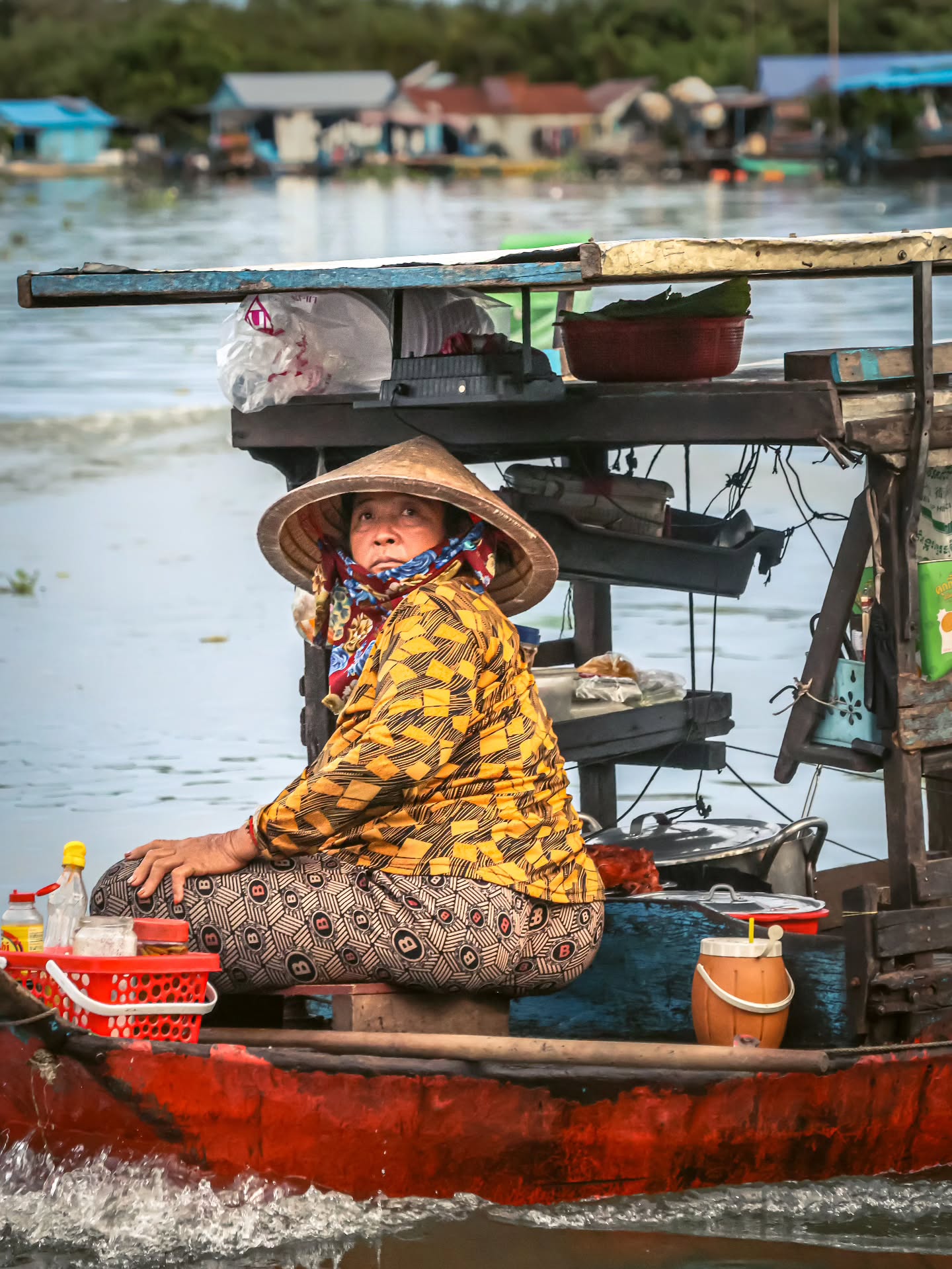 Rostos que não pertencem,
Olhares que não eternizam.
Somente rostos corriqueiros ou histórias a serem percebidas?
A decisão é sempre nossa.