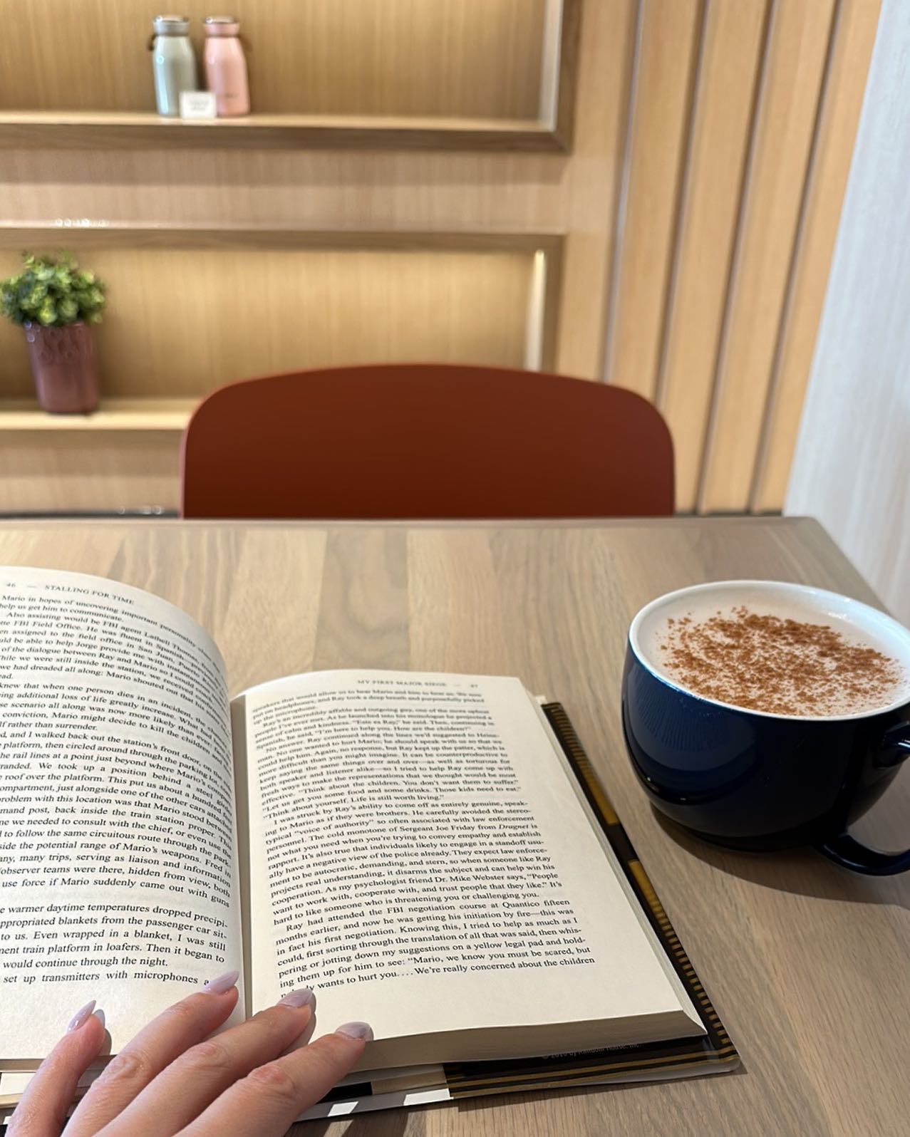 #happyplace. You would not find me anywhere else on a Sunday morning. ☀️ I’m grateful to get back into the groove of things, finally. 📖☕️💕
.
.
.
.
.
#sundayvibes #coffeetime #booksandcoffee.