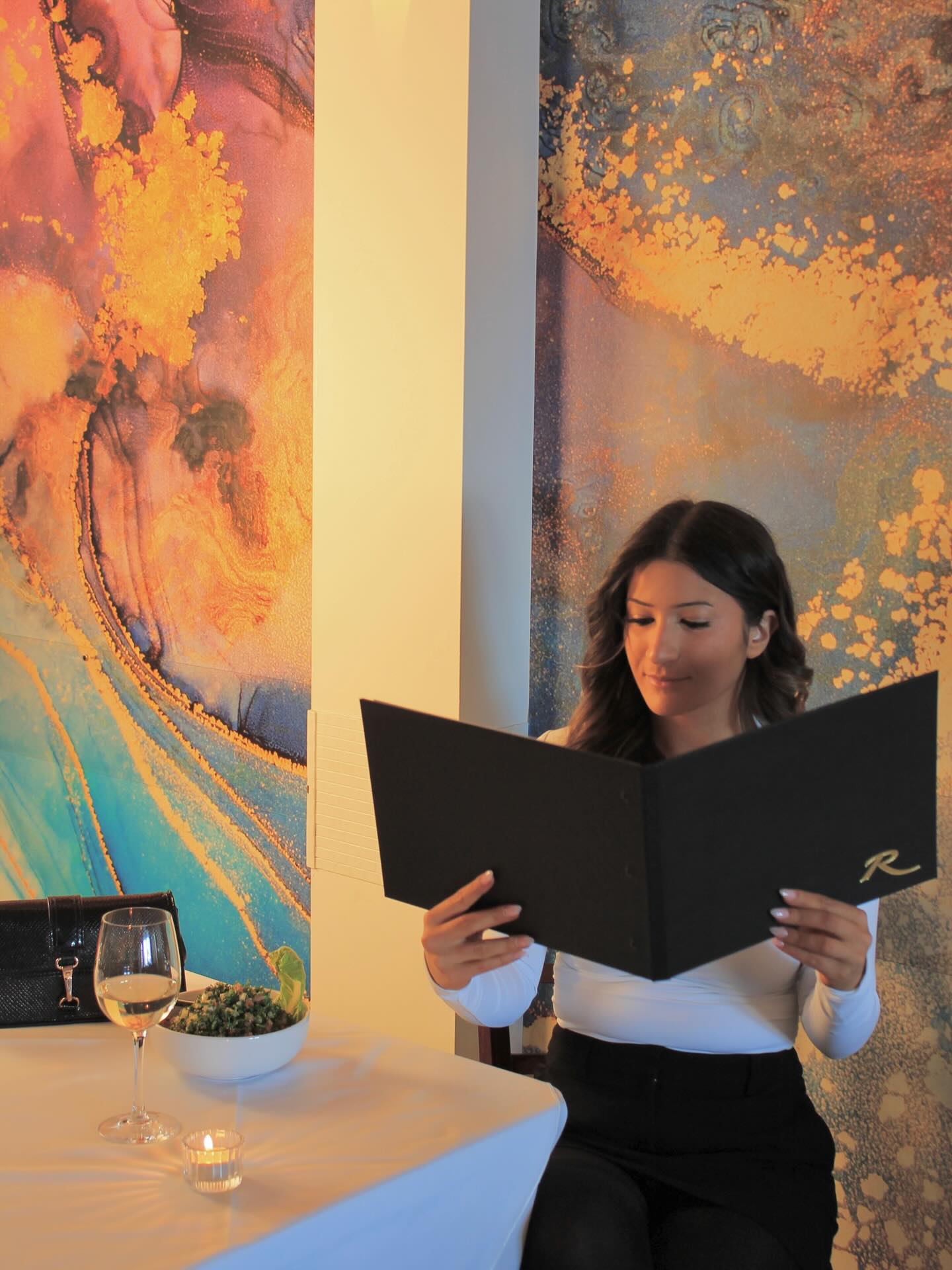 A fresh new menu design; same authentic flavours you know and love. 🤭
#restomtl #menu #lebanesefood #restaurant