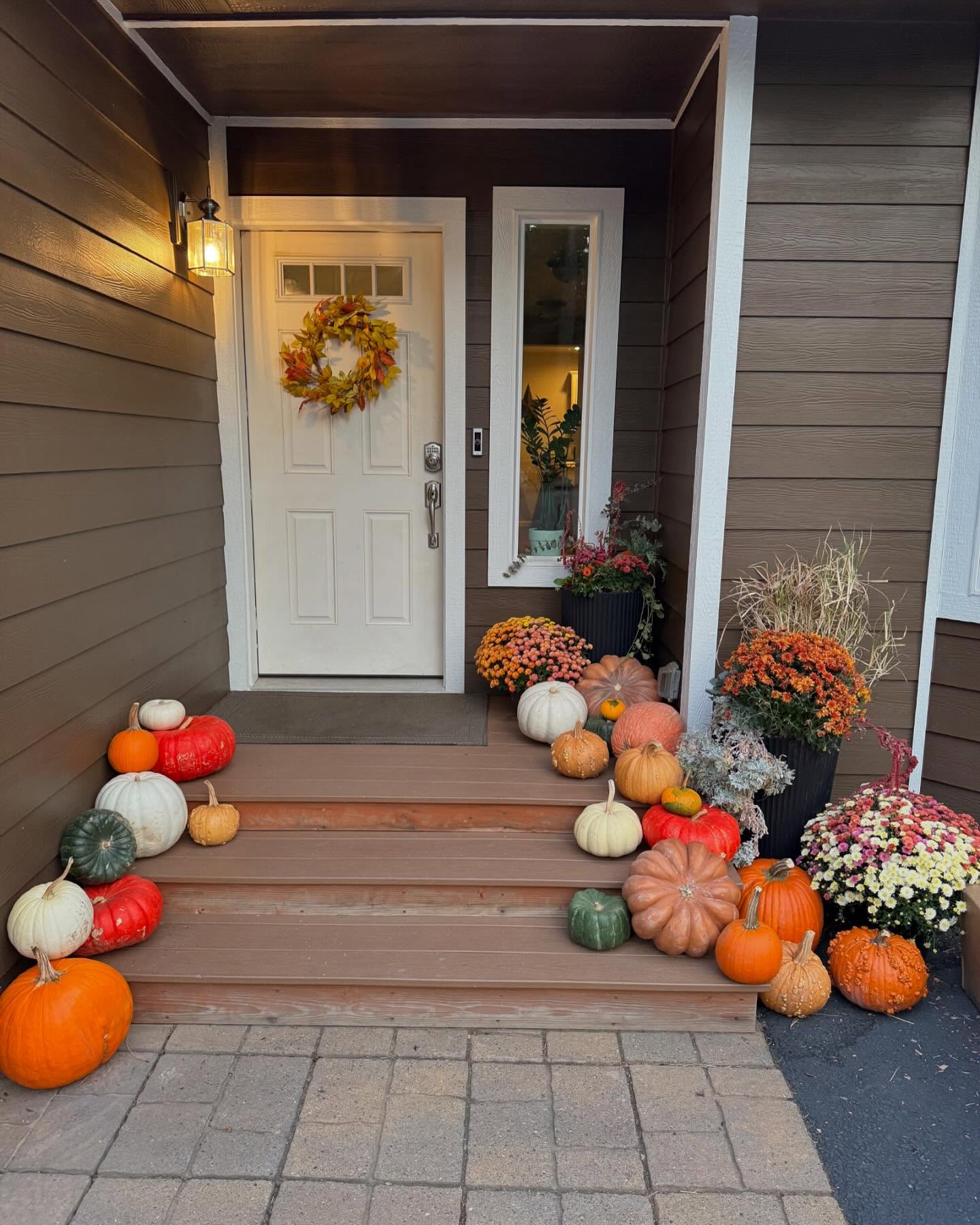 *contented sigh*
#prettyporch #autumnporch