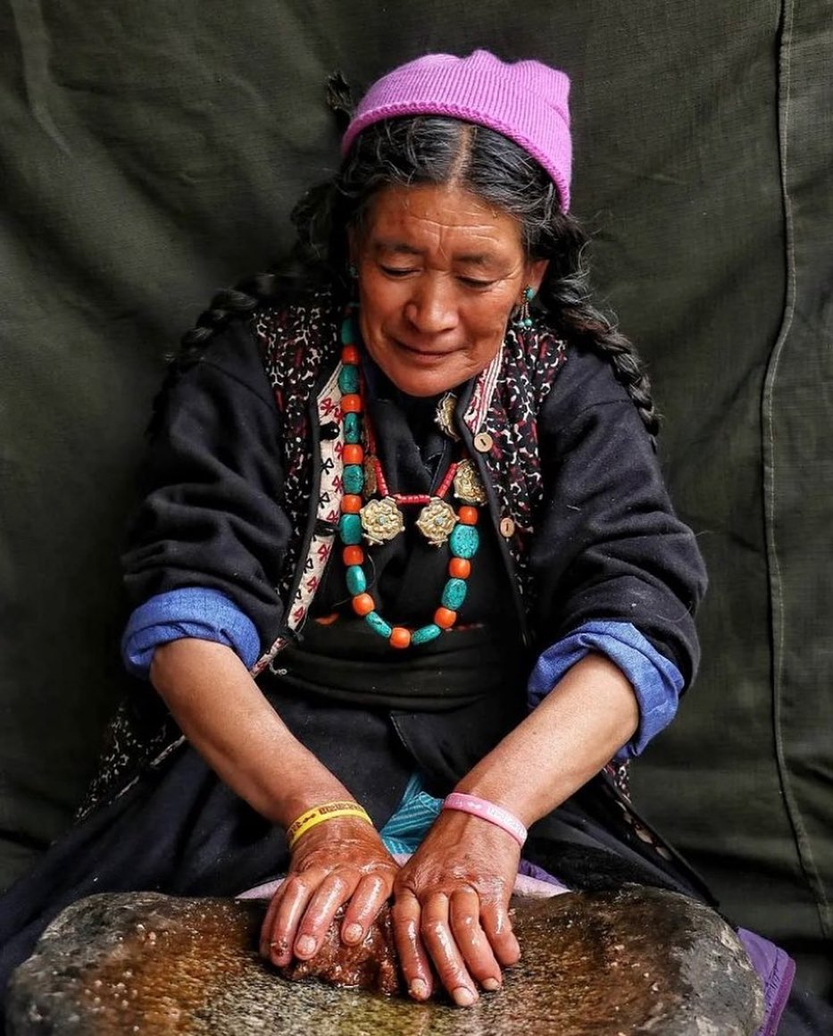 TRAVEL STORIES FROM LADAKH
.
.
"This photograph captures an elder from Skyurbuchan village, Ladakh, using traditional methods to extract apricot oil. Despite the rise of modern technology, some villages in Ladakh still preserve these age-old practices. However, this expertise is slowly fading away as more convenient and efficient machinery takes over. The quality of the oil extracted manually is unparalleled, and the skill and knowledge of the locals is invaluable. As we look towards the future, let's not forget to honor and preserve the wisdom of our ancestors, and the beauty of traditional craftsmanship. Let us cherish and protect these age-old practices, so that they may be passed on to future generations and continue to inspire awe and wonder”
.
.
Courtesy @folks_of_ladakh
#ladakhbackpackers #travelholic #shamvalley #backpacking #reels #trendingreels #lehladakh #backpackers #trending ##wanderlust #spiritualawakening #instagram #nikonindiaphotography #ladakh #likeforlikes #backpackertrails #ladakhdiaries #followforfollow #adventurelover #himalyandiaries #himalayas #ladakh2023 #incredibleindia #travelstories #travelphotography#incredibleindia #follow4followback #instalike #instagood #instamood