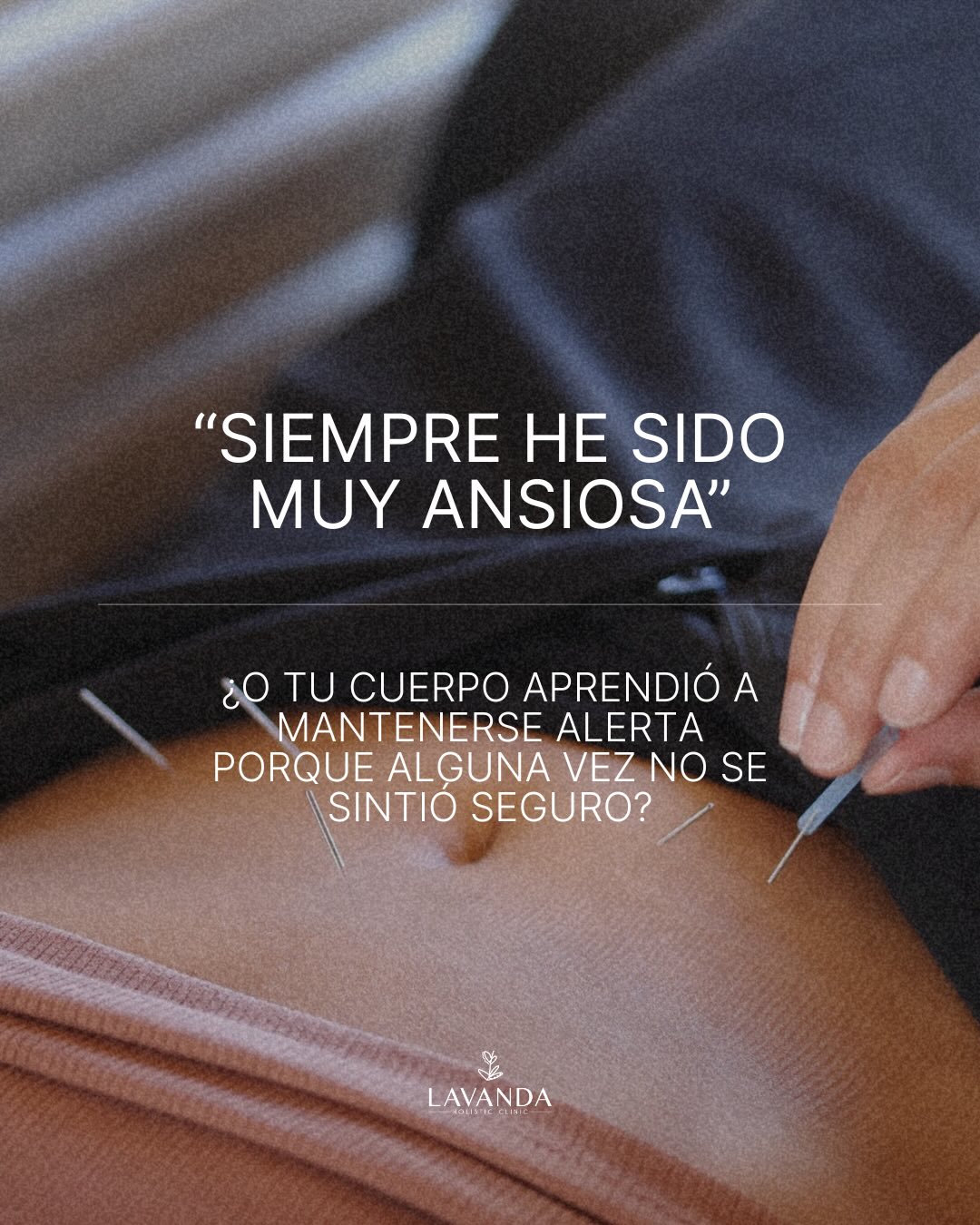 ¿Te has dicho alguna vez “duermo, pero no descanso”? 🚐🪻
Si sientes que tu cuerpo está constantemente en modo alerta, aunque tu mente quiera relajarse, no estás imaginando cosas. Tu sistema nervioso podría estar enviándote señales importantes que mereces escuchar. Cuando el sistema nervioso se mantiene desregulado por mucho tiempo, puede manifestarse como:
• Fatiga crónica aunque duermas suficiente
• Dificultad para disfrutar el presente
• Hipervigilancia constante
• Cortisol y hormonas elevados de forma crónica
En medicina integrativa, entendemos que la ansiedad tiene raíces físicas, emocionales y energéticas. No se trata solo de “relajarte más”, sino de ayudar a tu sistema nervioso a encontrar el equilibrio que necesita para que puedas volver a sentirte segura en tu propio cuerpo.
En Lavanda Holistic Clinic trabajamos desde la raíz con terapias naturales como acupuntura y medicina funcional para ayudarte a reencontrarte con la calma. Porque mereces más, mereces vivir con paz interior.
¿Listx para escuchar lo que tu cuerpo realmente te está diciendo? Llevamos nuestros servicios directamente a tu hogar. Agenda tu consulta personalizada y comencemos tu camino hacia el equilibrio.
Link en bio para agendar 🪻
📞7875301401
💻LavandaHolisticClinic.com