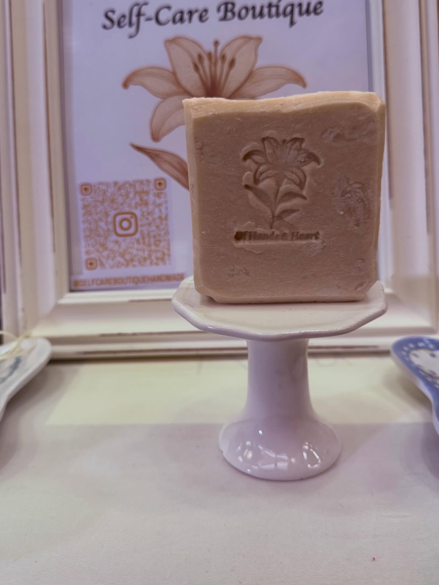 Chamomile soap with Brazilian yellow clay #handmadesoap #elpasohandmade #elpasotx #selfcare #naturalingredients