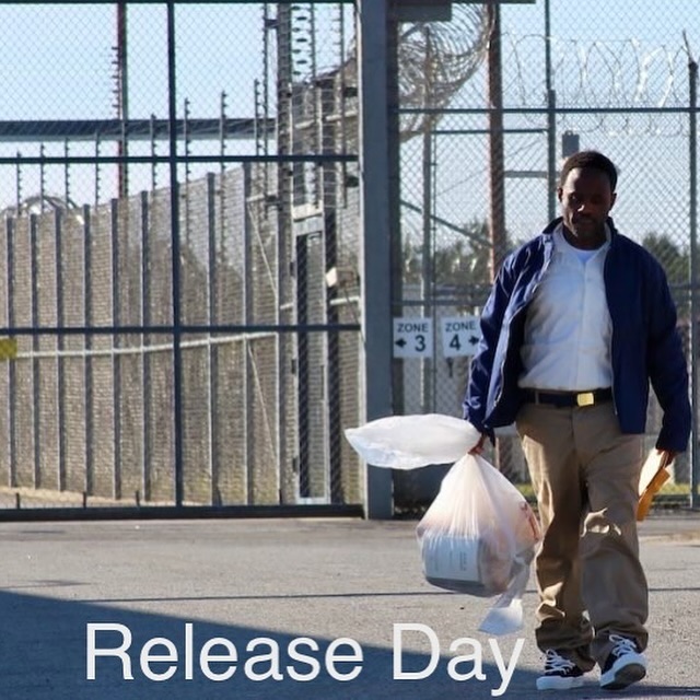 ☀️The day of release can be scary & exciting. In CA when an inmate is released, CDCR will provide them with $200 on a prepaid debit card also referred to as: “Gate Money”. This is a release allowance used to help the parolee purchase a bus ticket or pay for transportation to get them to their final destination. Our program will pick up your loved one the day of their release for FREE and bring them straight to our Housing Project no matter what prison they parole from within the state of California. This gives the program participants a huge sense of relief & safety on this big day. They’ll be met by a Project “Navigator” who will work with prison release staff to assume a seamless process for pickup. Most prisons are really far away, in the mountains or in the desert. Your loved one’s 1st day will be worry free.
🚙 Want to volunteer to become a Project Navigator? Email us today. The incentives are amazing. We’ll provide the vehicle and you’ll be paid every mile driven. Must be 18+ & have a clean driving record to be on our insurance. We will even pay for the car rental, fuel, airfare, hotel & food to arrive the day before the parolee is expected to be released. More details upon request 🚘
✉️ info@kokomenage.org