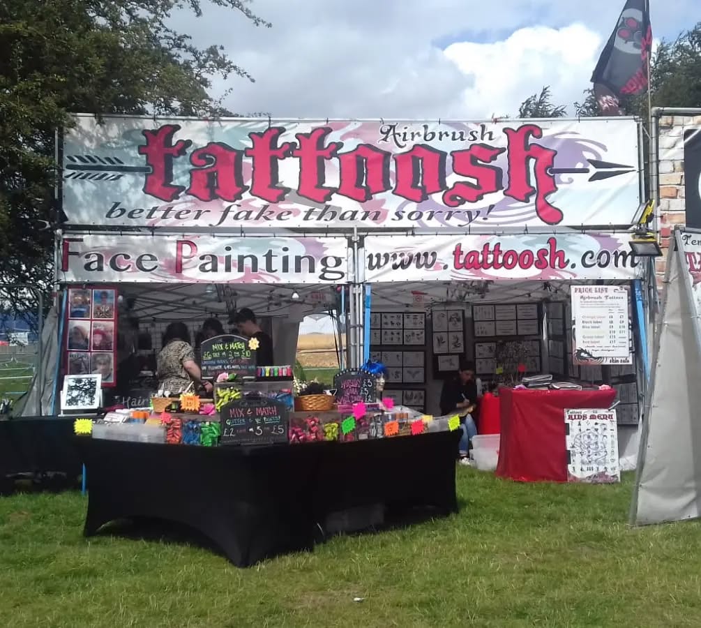 Come and find us at @latitudefest this weekend!
We will be in the campsite and also by the Obelisk Arena so come by for all your tattoo and glitter needs ✨