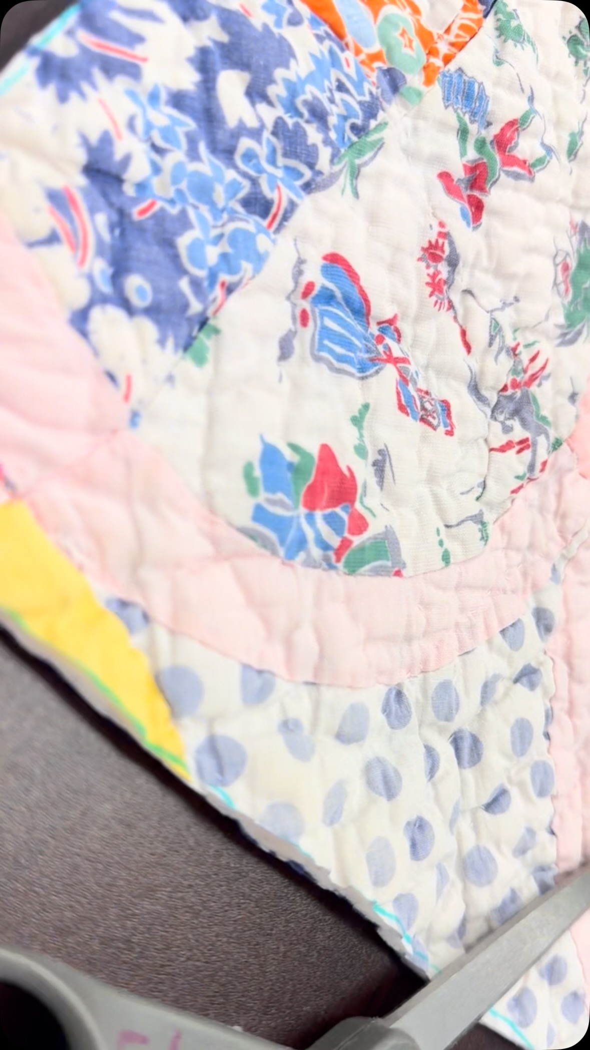 Quilt coat is underway! Thanks to @crinkledreams and @sewingstudio for coaching me through it!