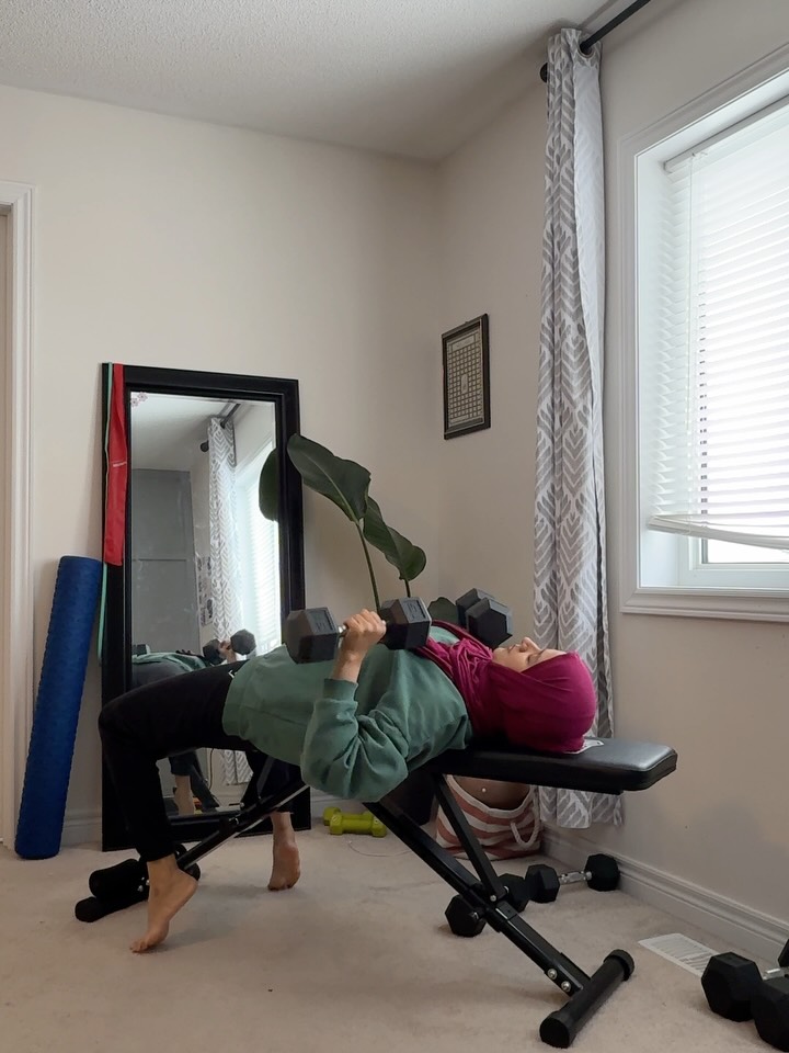These past couple of weeks we saw pretty harsh Canadian Winter. ❄️
And I must confess I struggle with extreme cold. 🥶
It terrifies me. This forced me to stop going to the gym and continue my workouts in my garage gym but with temperature hitting -25 and above my garage gym became completely useless despite turning on heaters.
Hence, I moved my gym space to my bedroom and this might sound and look awkward but for me it’s being consistent with my workouts and focused strength training sessions.
Because when your goal is to build strength and stamina, consistency matters more than appearance.
Your workouts cannot depend on mood, weather, or perfect conditions. Your body needs regular training not just to get stronger physically, but to build mental resilience too.
I am less about aesthetics and more about being realistic with my fitness goals
So this is your reminder, when something feels difficult.
Remove the friction and make it easy!
You are more likely to stick with it.
Upper body workout details in comments! ♥️
#canadianwinter