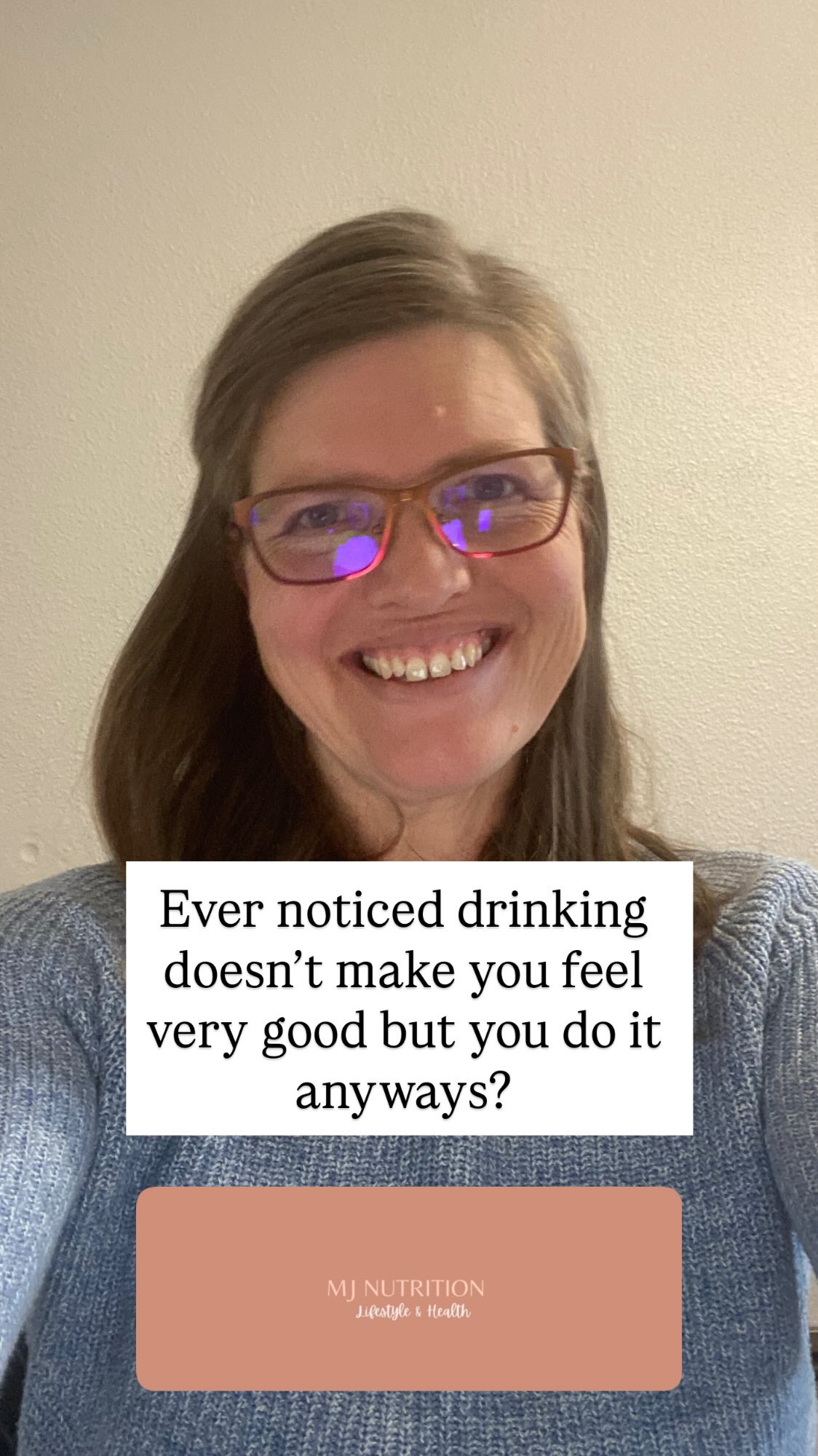 If you’ve ever wondered “why does alcohol affect me so badly?” this might be why.
Alcohol tolerance, energy crashes, poor sleep, anxiety, and headaches aren’t always about how much you drink… sometimes it’s about how your body processes alcohol.
For many of us, drinking is a habit, not a conscious decision.
Same time, same cue, same routine — even when it doesn’t actually make us feel good.
I discovered through genetic testing that I don’t metabolise alcohol well, which explained years of feeling “off” after drinking, even small amounts.
Reducing alcohol starts with awareness:
• noticing triggers
• reflecting on how you feel
• understanding your own biology
If you’re curious about:
✔️ alcohol metabolism
✔️ genetic testing for nutrition & lifestyle
✔️ reducing alcohol without guilt or restriction
👉 Comment TESTING and I’ll share more information.
Save this if you’re rethinking your relationship with alcohol 💛
Share with someone doing Dry January or cutting back.
#ReduceAlcohol #DryJanuary #MindfulDrinking