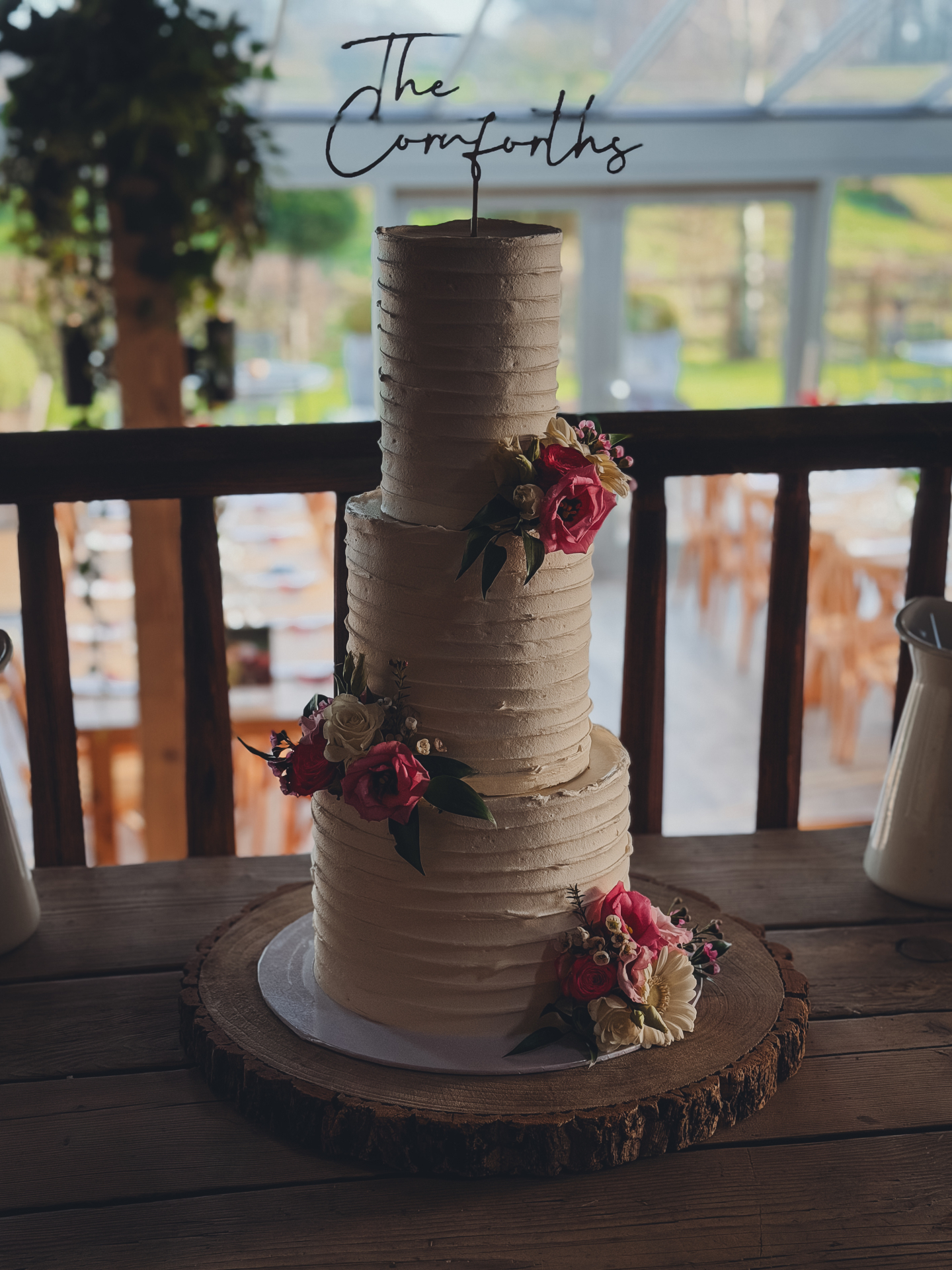 A timeless three tier wedding cake for The Cornforths, designed to feel completely at home in its surroundings.
Softly textured buttercream, natural movement through each tier, and florals placed with intention rather than symmetry. Finished with seasonal blooms supplied by Go Wild Flowers, perfectly complementing the setting at Stone Barn.
This is the kind of cake that doesn’t need to shout.
It’s considered, calm, and designed to photograph beautifully from every angle while tasting just as good as it looks.
If you’re planning a wedding and want a cake that feels thoughtful, refined, and truly bespoke, this is where it starts.
Explore the portfolio and enquire via
👉 https://www.kimberlyjaynecakedesign.co.uk/
#KimberlyJayneCakeDesign
#LuxuryWeddingCake
#StoneBarnWedding
#WeddingCakeDesigner
#ModernWeddingCake
#ButtercreamWeddingCake
#UKWeddingSupplier
#CotswoldsWedding
#ElegantWeddingCake
#WeddingCakeInspiration
#BespokeWeddingCake
#WeddingDetails