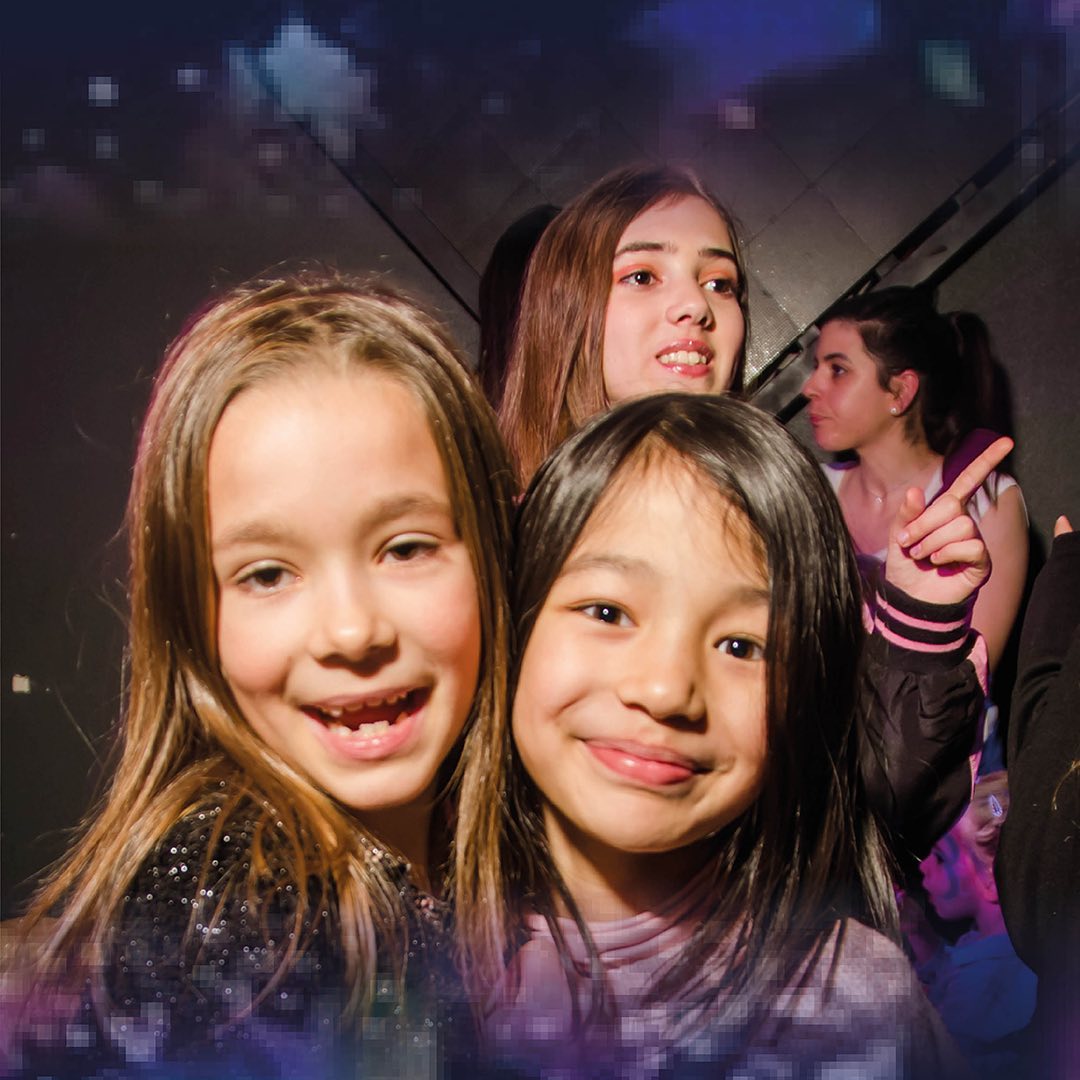 📢 Annonce spéciale ! Cet été, préparez-vous à la fête #youthquestfestival !
🎉🌞 💦Un festival en plein air dédié aux jeunes enfants et à leurs parents, où la joie et la bonne humeur seront à l’honneur.
🎂 Profitez également de cette belle occasion pour célébrer l’anniversaire de vos enfants
🥳Au programme, vous ne manquerez pas d’animations et d’activités pour vous émerveiller ! 🎈✨ Dansez au rythme envoûtant du DJ superstar qui fera vibrer vos âmes et vous fera bouger jusqu’au bout de la nuit. #Letthemusicplay 🎶🎵
🌐www.swagency.ch
#swagency #laboumdesenfants #switzerland #france #geneve🇨🇭 #wowfactor #splashtime #adrenalinerush #familyfun #unforgetteblemoments #creatememories #countdownbegins #seeyouthere