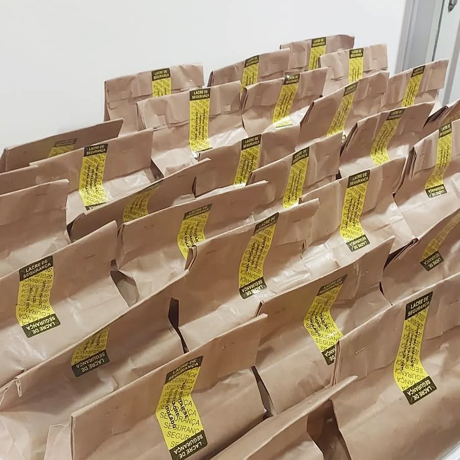 Precisando de um lanche rápido para oferecer aos seus funcionários ou convidados do seu evento? Entre em contato conosco e solicite já seu orçamento.
#kitlanche #kit #evento #lanche #orcamento #eventocorporativo #coffee #coffeebreak #sanduiche #cafedamanha #cafe #coffeetime #catering #kitlancherj