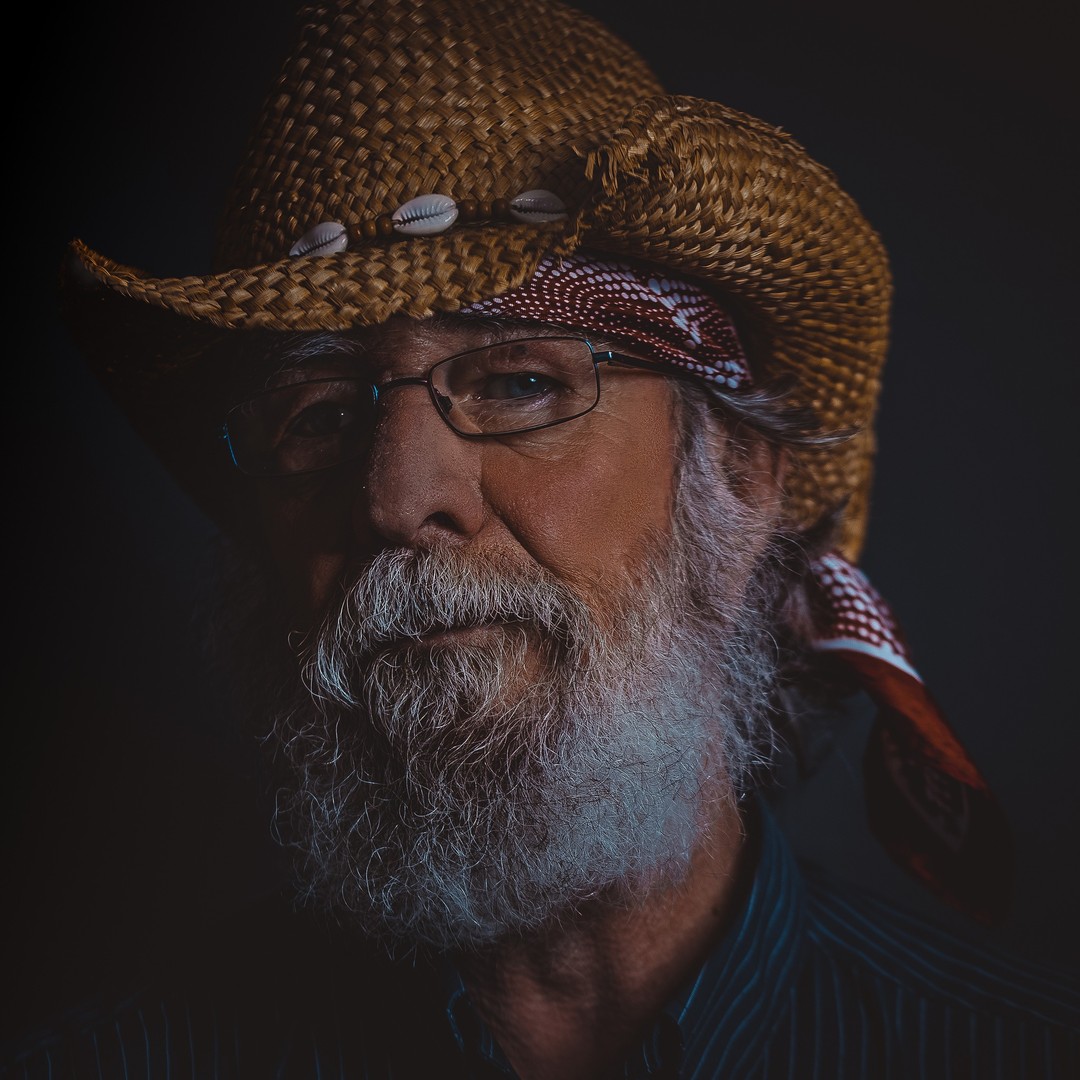 New Release Alert!
The new single by @errolwalshmusic - Answer to a Prayer, is now available on our Bandcamp store and all streaming services.
#bandcamp #newmusic #americana