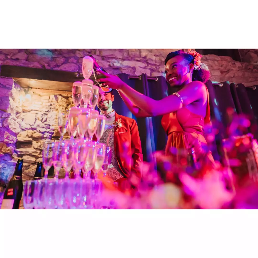 Champagne !
.
.
.
#soireemariage #domaineduthiemay #champagne #domainemariage #weddingday #photographemariage #reportagemariage
