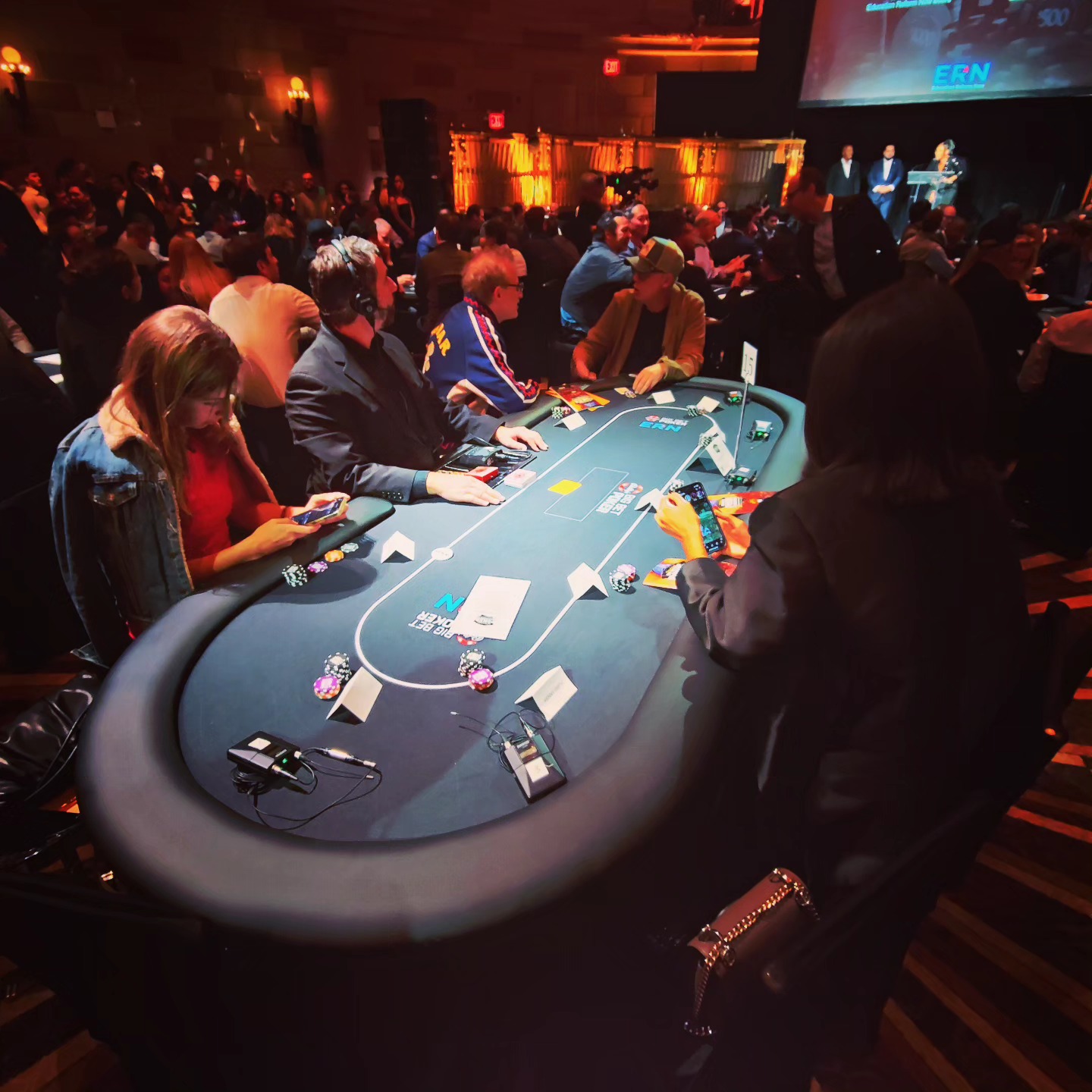 You think I could yolo my entire day rate for a round at the table? 🃏
•
#soundmixer #soundspeeds #filmsetlife #casinonight