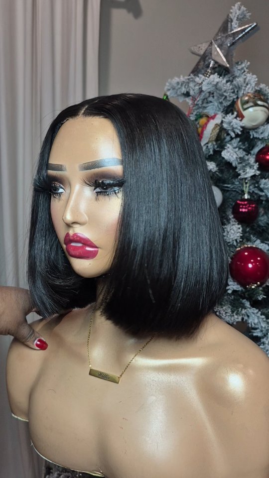 Our Bob unit sells more than any other unit.
Here's why?⤵️
▪️ They're made with thick bundles that guarantee fullness yet feels very light weight and has movement
▪️Comes in two lace sizes allowing for customization to your preference.
▪️They're all glueless. A literal pop on and go to make your mornings less stressful.
▪️Made with our premium virgin hair that will last you up to 5 years and more 👌
Do you own one? If not check them out here at www.williewigs.com (link in bio)
@williewigs
#bobwig #gluelesswigs #closurewigs
#lowmaintenancewigs #lacewigs