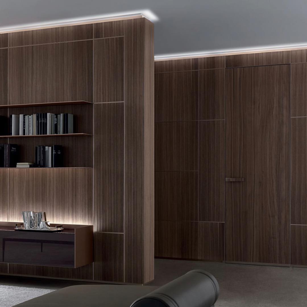 🇺🇸minimal lines and neutral color means elegance #3 🇧🇷Poucas linhas e cor neutra significa elegância #milanoweekdesign #salonedelmobile2019 #neutral #italy🇮🇹 #designer #design #furniture #furnituredesign #walkincloset #handmade #salonedelmobile2019 #arturmoreira #showcase #nyc #milano #milandesignweek2019