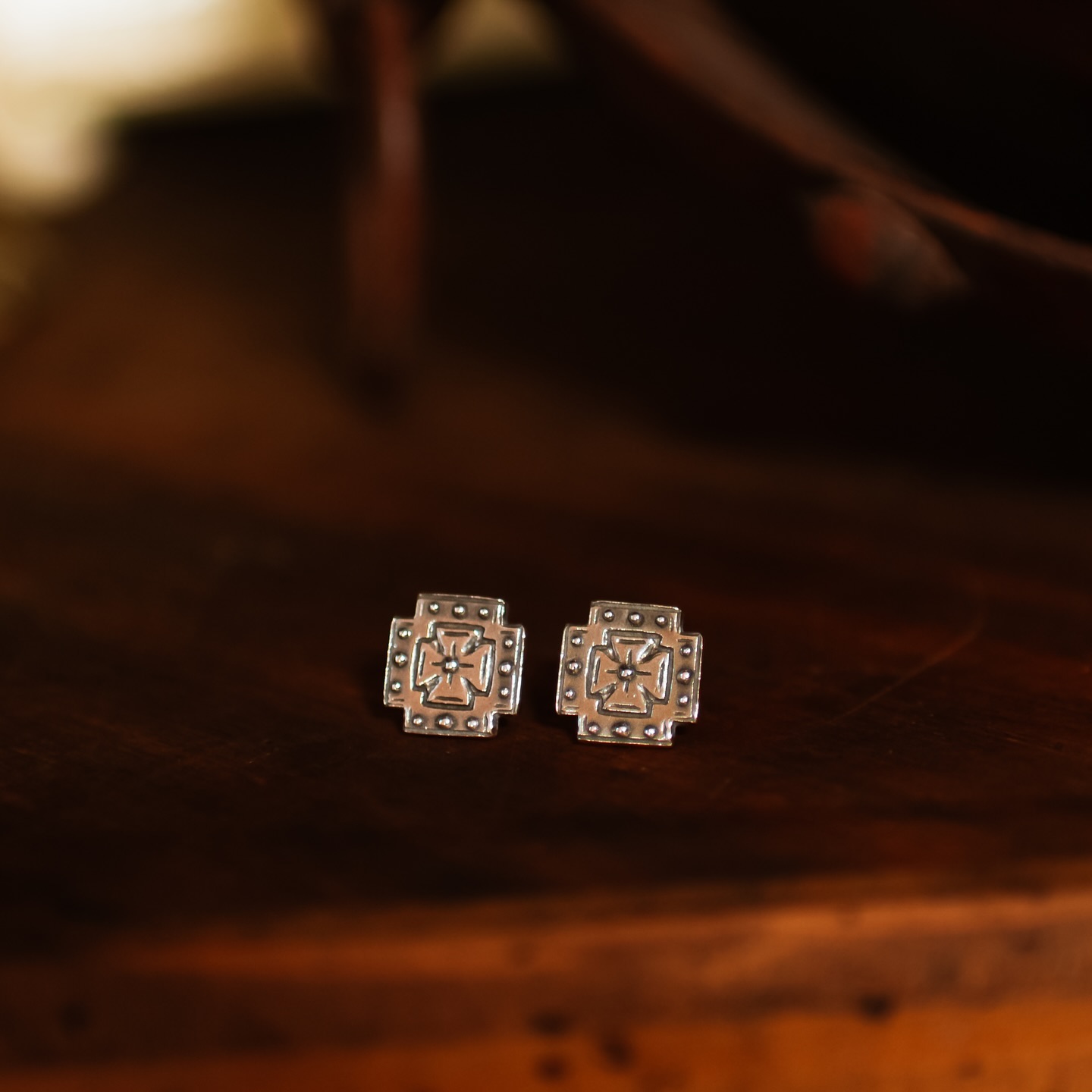 @TexasMonthly always makes the best gift guides, and we’re honored to make the cut. 🔥
Check out the full article featuring our Karina Stud Earrings at the link in our bio.