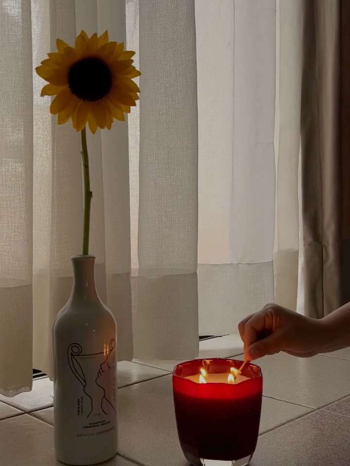 Criticism isn’t about pointing out a problem.
It’s about who your partner becomes in the story.
Over time, repeated blame and character attacks slowly chip away at safety and self-worth.
What could have been a solvable issue becomes a wound.
The shift isn’t silence — it’s ownership.
Naming your experience without attacking your partner’s character opens the door to repair.
If this pattern feels familiar, support can help you interrupt it early.
Learn more or book support via the link in our bio.