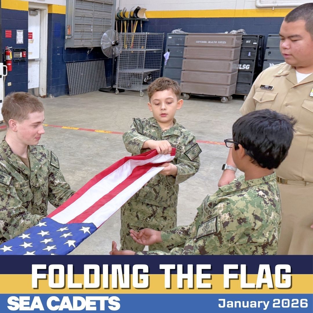 🇺🇸⚓ **Learning to Properly Fold the American Flag** ⚓🇺🇸
Cadets took time to learn the **proper way to fold the American flag**, understanding the meaning, tradition, and respect behind each fold. 🌟 This important skill reinforces honor, attention to detail, and appreciation for our nation’s symbols.
Well done, cadets. 🇺🇸
#SeaCadets #FlagFolding #TraditionAndHonor #CadetTraining #ProudToServe