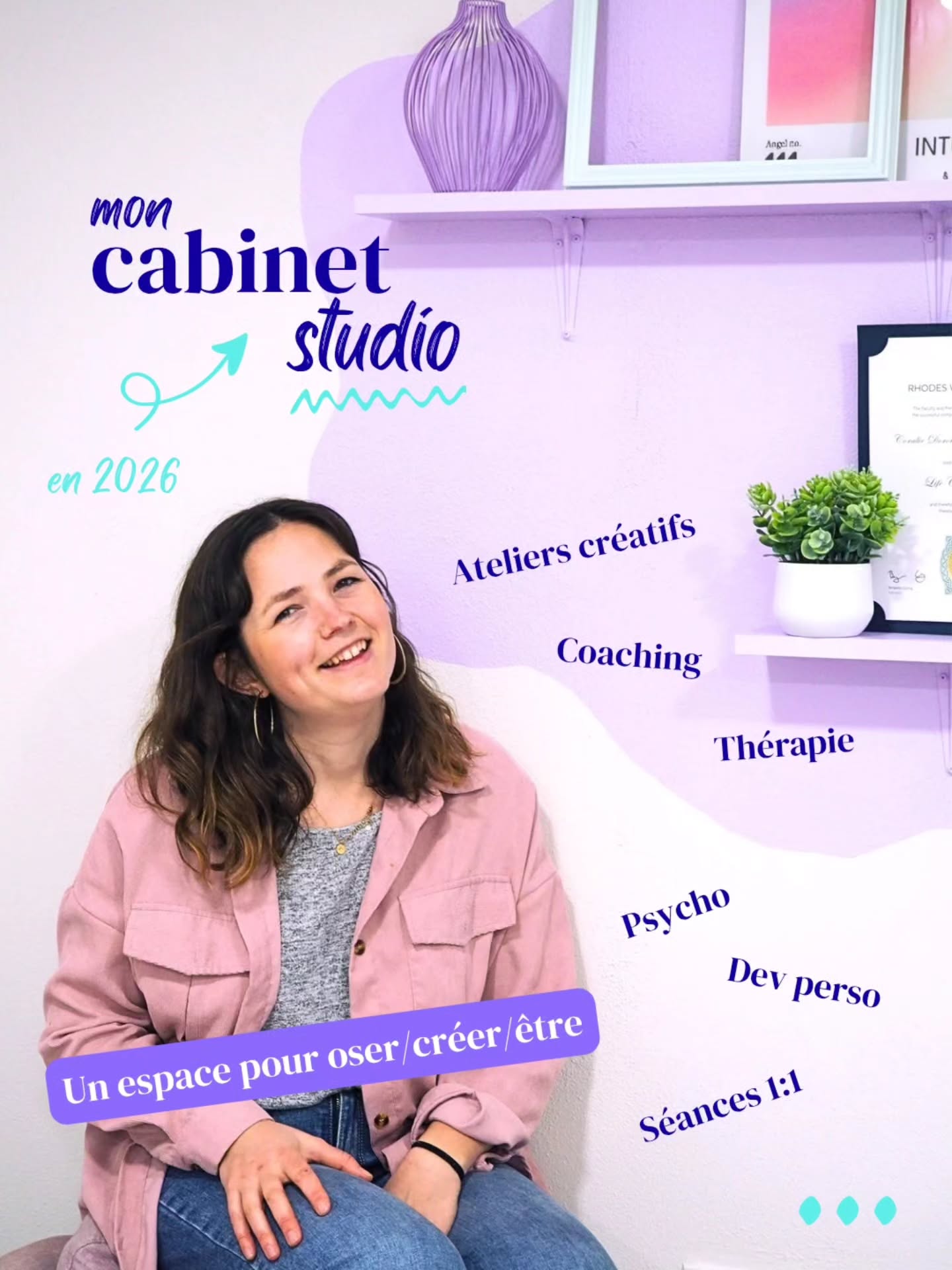 Qui dit Nouvelle année, dit... nouveaux projets
et l'envie de refaire les présentations. ✨
Moi, c’est Coralie. Dans quelques jours, j’aurai 35 ans et j’aime dire que j’ai déjà vécu 1000 vies. 🤓
On dit souvent de moi que rien ne m’arrête. Pourtant, derrière mon audace, ma créativité et ma spontanéité, j'ai longtemps apprivoisé une hypersensibilité qui me faisait me sentir en décalage 😣😣. J'ai dû apprendre à me réinventer de nombreuses fois pour trouver moi aussi ma place.
Designer de formation🎨, ce sont les voyages et ma propre quête de sens qui m’ont menée sur les routes de la thérapie. J’ai d’abord exploré la thérapie par le corps avec le Yoga en 2019, avant de chercher des outils pour l'esprit avec une formation de coaching au Canada en 2022.
Dans quelques semaines 😱, je terminerai ma formation de psychopraticienne en France, ajoutant ainsi à ma boîte à outils la profondeur de l’approche analytique.
Dans mon cabinet-studio, en ateliers ou en visio,
on ne fait pas que parler : ensemble, on design votre route 🤸🏼♀️ et on avance vers :
+ d'ALIGNEMENT
+ de SELF-LOVE
+ de CONFIANCE
+ d'AUDACE
Parce qu'au fond, on n'est jamais vraiment perdu...
C'est juste qu'on est en chemin.
💕