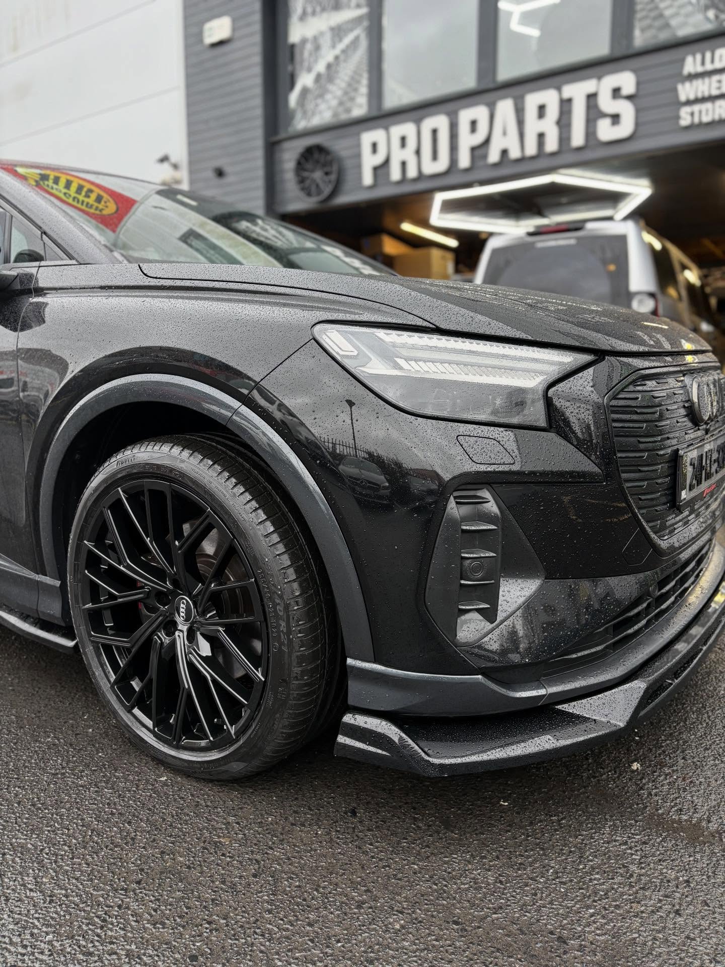 Audi Q4 E-tron in for 21” Alloys wrapped in Pirelli tyres🔥