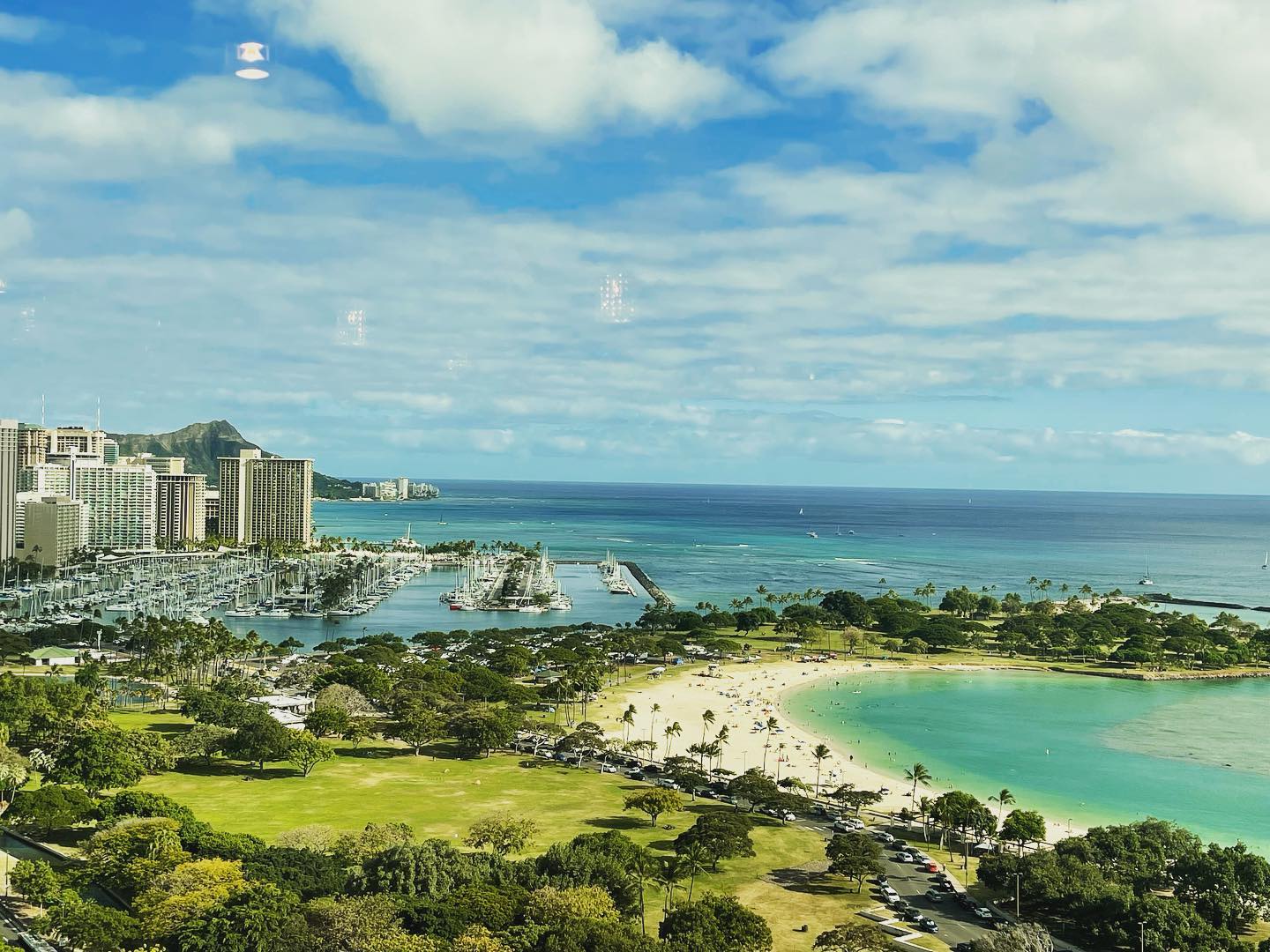 Aloha Friday Vibes. Million dollar 💵 view, multi million dollar condos, priceless quality of life here in paradise. My view for the day.