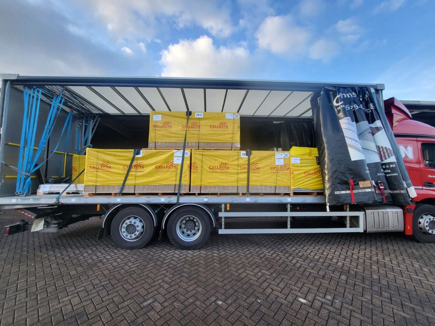 It’s great to see the yard moving at pace, with a strong mix of acoustic, thermal, and UFH solutions secured and ready for delivery.
Supporting projects nationwide, on time and in full.
#CELLECTA #Deliveries #UKConstruction #Logistics #Insulation #AcousticSolutions #UnderfloorHeating #BuildingBetter