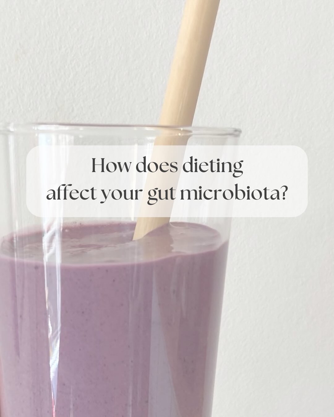 Research has found that both calorie restriction and changes in eating patterns (such as timing of meals and fasting) can influence gut microbiota composition and production of beneficial substances. Although much of the evidence comes from animal studies, there’s also similar results from some human studies.
These microbiota changes were associated with positive metabolic changes in certain groups (such as individuals with prediabetes and type 2 diabetes):
◦Improved insulin sensitivity
◦Improvements in blood lipids (HDL, triglycerides, LDL, total cholesterol)
◦Improved blood pressure
There were also positive effects on cardiovascular health, cancer-related outcomes, neurological conditions (such as MS), gut conditions, and a possible slowing of age-related dysbiosis.
⚠️ There are also some cases where dietary restriction may have a negative effect on the gut and microbiota.
Outcomes will depend on the types of foods that are restricted (this will influence the types of microbes present in the microbiota), the degree of restriction (for example, if you’re cutting out entire food groups - especially those rich in fibre), and if you have underlying health conditions.
For example, low-fibre diets are associated with reductions in beneficial bacteria, and high-fat diets are associated with reduced microbial diversity.
Another important finding: some studies found that alternate-day fasting can worsen ulcerative colitis symptoms, while other types of fasting had a positive effect on symptoms.
So, while some dietary changes may produce beneficial effects, overly restrictive diets and strict fasting regimens could have a detrimental effect on the gut and microbiota, particularly if you have a condition linked to gut microbiota dysbiosis.
To support overall gut health and promote diversity and abundance of beneficial bacteria it’s important that your diet includes adequate amounts of fibre-rich foods (particularly those rich in prebiotic fibre).
If you’re interested in supporting your gut health by increasing your intake of fibre-rich plant foods, you can download free plant point tracker from my website (link in bio 👆🏼).