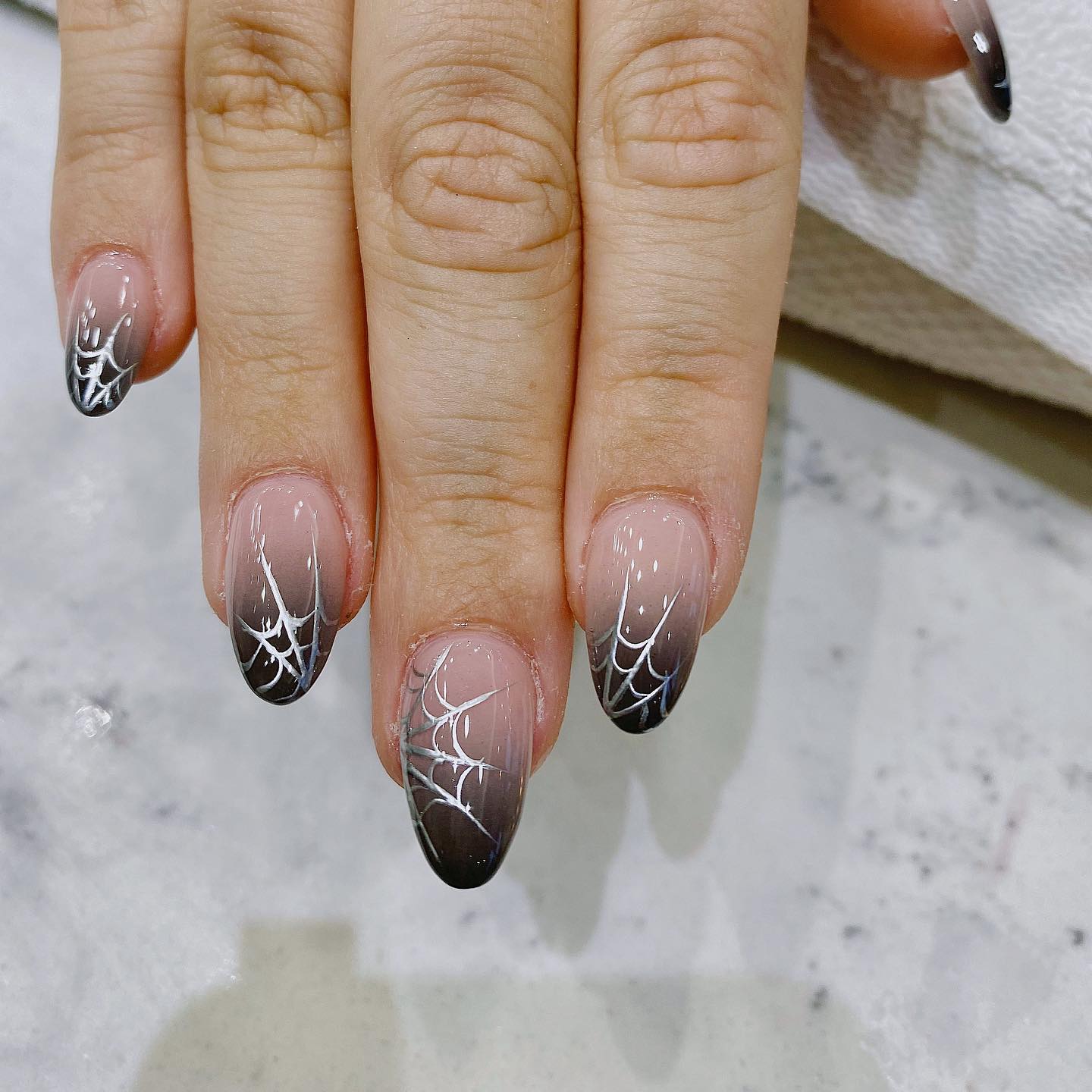 Halloween is around the corner!🕷️🕸️🤫
#halloweennails #nailartist #naildesign #nailtrend #bloorwest #swarovski #glitter #glitternails #gel #gelnails #handpainted #nailpolish #blingbling #nailtech #sparklenails #nailfashion #biogel #nailstagram #nailaddict #luxury #blogto #nailextensions #fullset #opi #coffinnails #ombrenails #nailsmagazine #nailsofinstagram