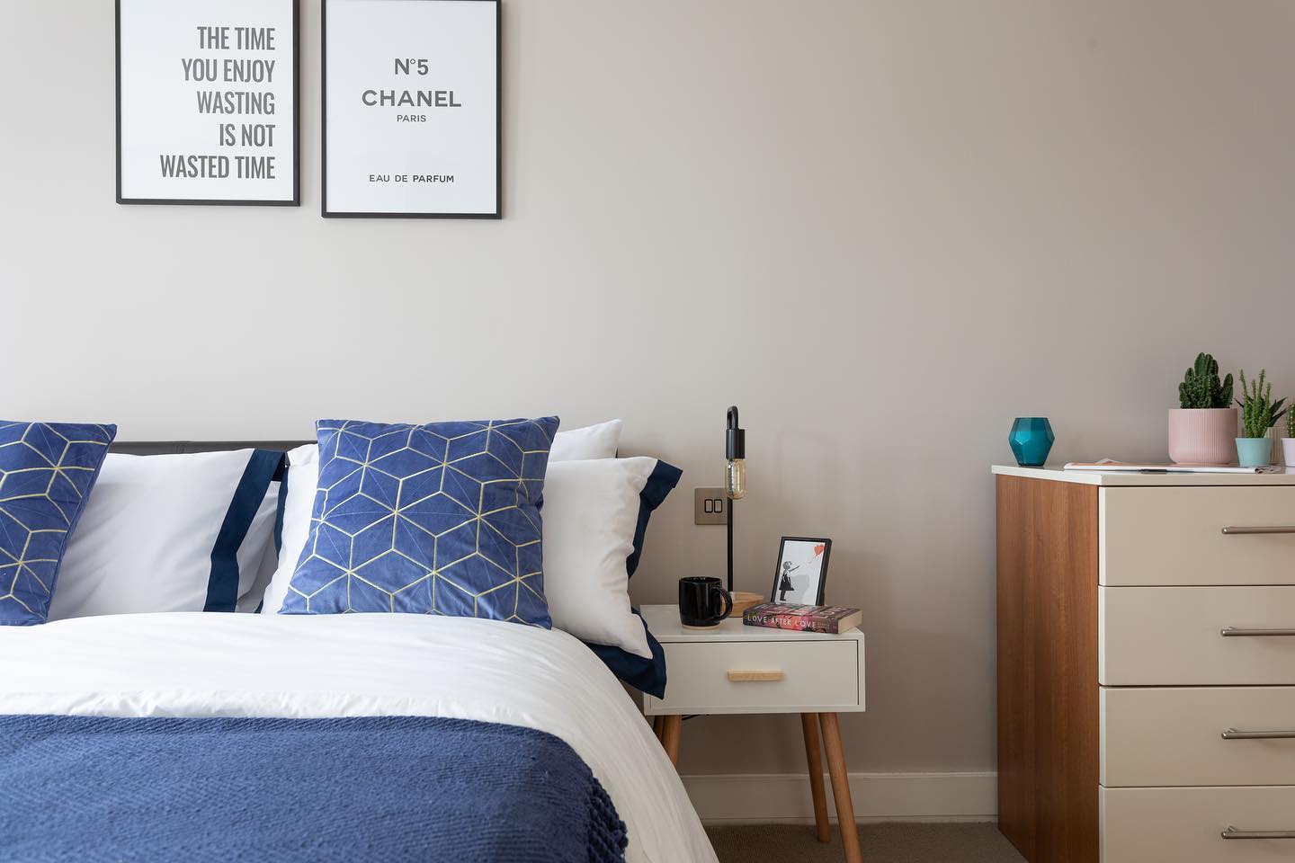 Are you a landlord owning any property in East London? 📢
Feel free to get in touch and maximise your rental income 📈
#lettingslondon #lettley #estateagentslondon #eastlondonlettings #coliving