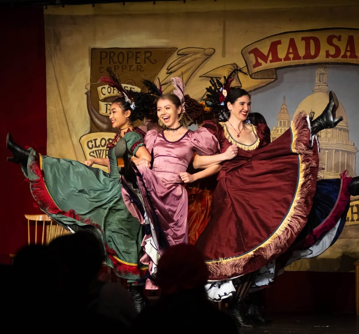 See you today, tomorrow and even on Sunday!
Photo credit: @frogsongphotography