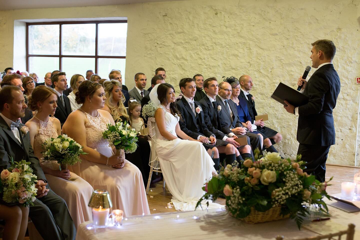 I loved leading this beautiful wedding ceremony in the wonderful Highlands of Scotland! 🏴😍
#wedding #weddingspeaker #destinationwedding #hochzeit #hochzeitsredner #trauredner #scotland
📸 @petecopeland