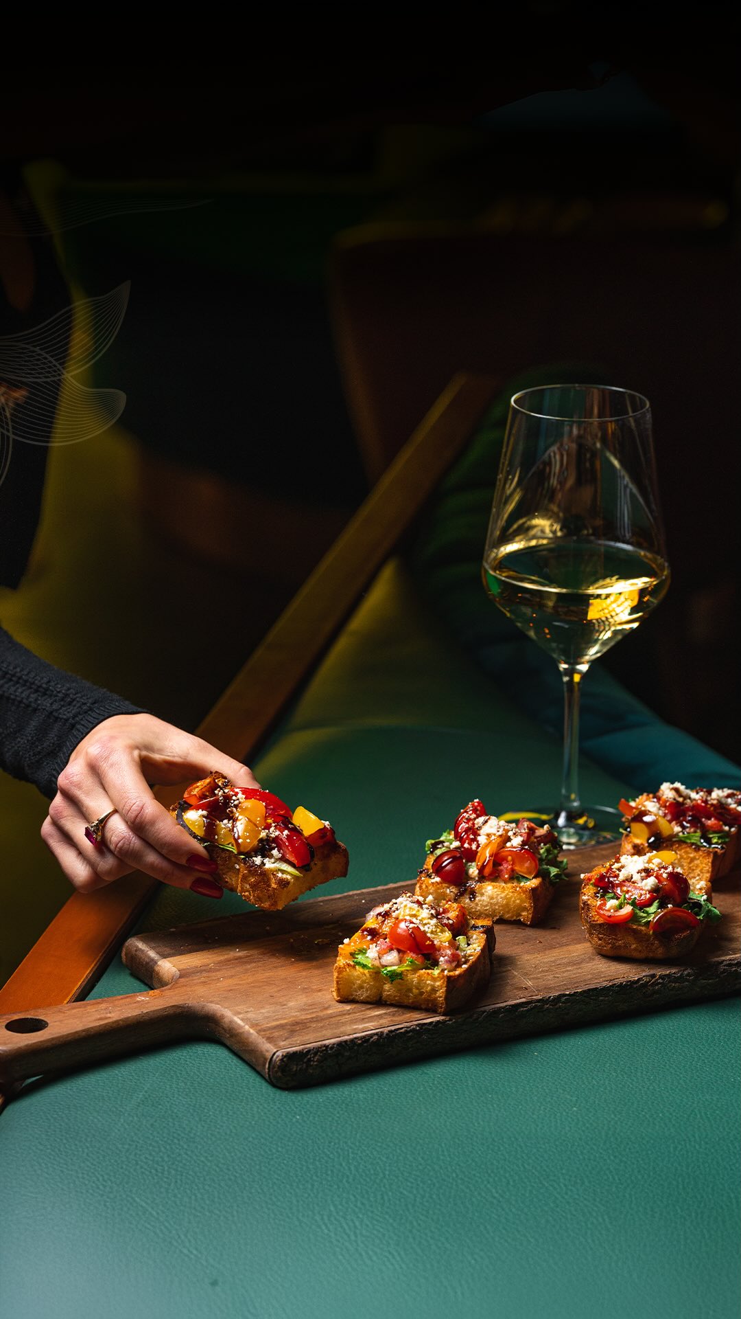 SUPER BOWL SUNDAY AT @squirespub
Big plays. Loud cheers. Cold beers.
This is how Super Bowl nights are meant to feel.
From crispy wings to loaded nachos and beers that stay ice-cold till the final whistle.
Watch Seattle Seahawks VS New England Patriots at @squirespub
8th Feb, 2026 | 7pm - 11pm
For Reservations & Info:
📞 905-333-6627
🔗 https://www.squires.pub/reservations
📍 3537 Fairview St, Burlington, ON