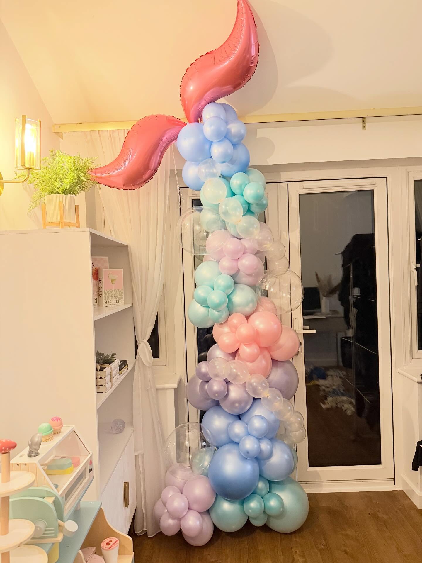 Pearly mermaid theme prep 😍
#mermaidparty #mermaidpartyideas #mermaidballoons #mermaidvibes #mermaidballoondecor