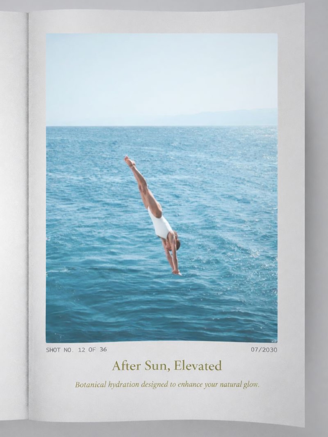 Calm, Hydrate, Rebalance
Crafted with anti-inflammatory botanicals like chamomile and aloe
After Sun soothes sun-stressed skin in calming hydration for a radiant after-sun glow.