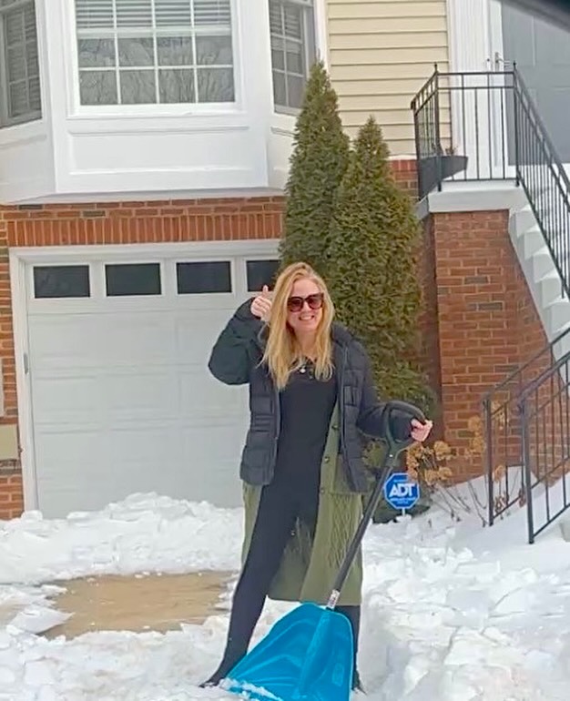 Proud of myself this week and here is a picture my daughter took of me to prove it! 😊
After being stuck inside for a couple days, it was time to dig out of the snow and ice so life could keep moving. We needed to get to work, grab groceries, pick up a prescription, and honestly just get some fresh air.
First step was clearing off the driveway and the car. The tools we had were not fancy at all… we used a broom and a dust pan… because we were working with what we had and getting it done little by little.
Halfway through, someone stopped and offered help and after I excitedly agreed, he asked if I could pay him. When I said I did not have cash, he quickly drove off like we weren’t worth their time.
Those moments sting because when you are out there freezing and struggling, even a little kindness can mean everything. Honestly, the sting of that brief hope for help disappearing felt just as cold as the air. It made the whole situation feel more frustrating and overwhelming for a minute.
But I decided not to sit in that feeling. I shook it off, asked a neighbor to borrow a shovel, and kept going. When it was finally good enough, I had one of those quiet proud moments because I actually pushed through and finished it.
Because I kept going, we got the car out, handled what we needed to handle, and even treated ourselves to a quick food run.
I know with all that’s happening in the U.S. and around the world right now this seem minimal, but it reminded me that life is going to throw cold and frustrating moments at you. People are not always kind or helpful. You cannot control that part. What you can control is what you do next.
Do not let those moments freeze you. Let them push you forward.
Keep going.
Keep figuring it out.
Keep showing up.
And when you have the chance, be the person who helps someone else because you never know who is having a tough day.
🧡✨💫
#loveyouall #staysafe #helpeachother